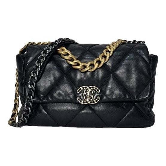 Chanel 19 leather handbag