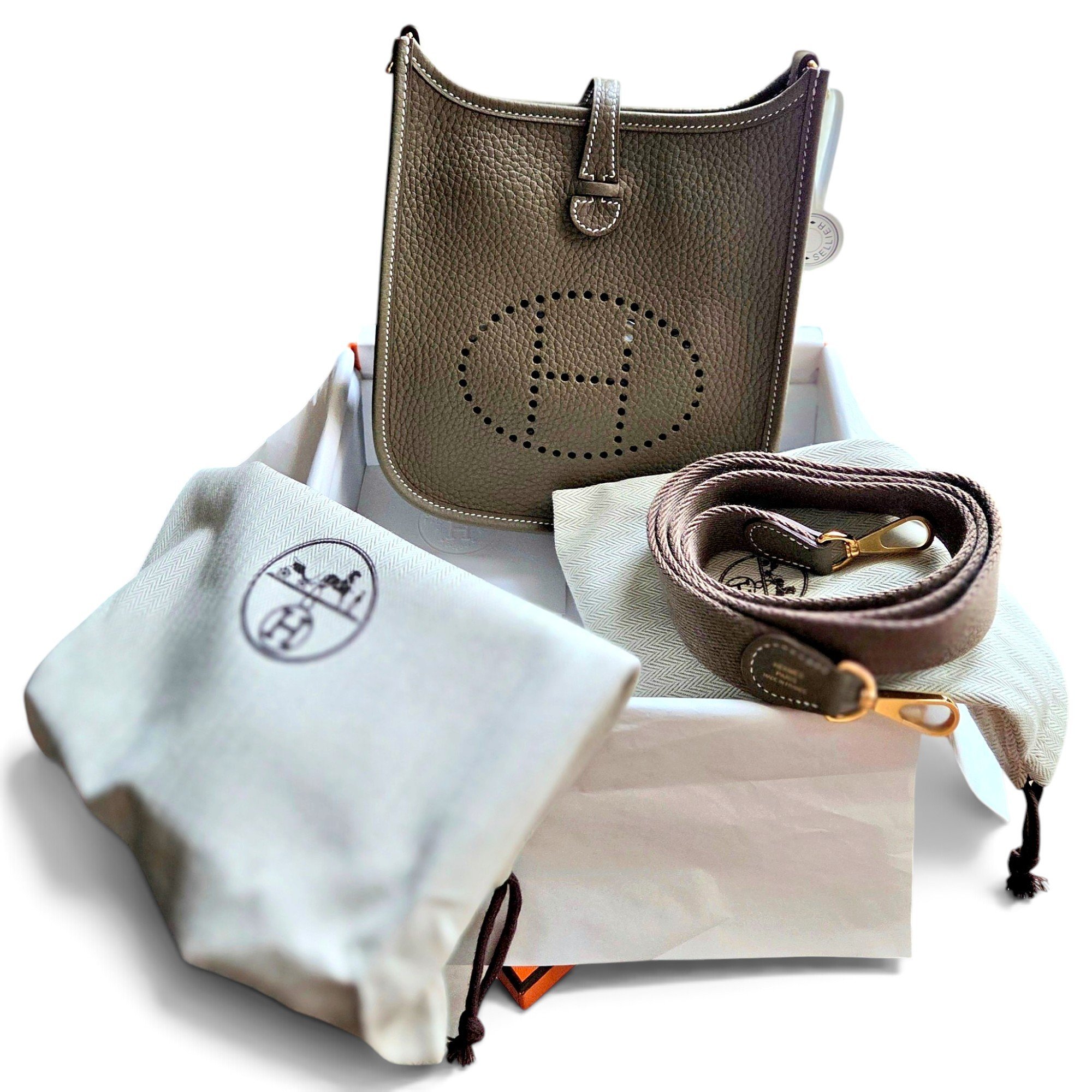 Evelyne leather crossbody bag