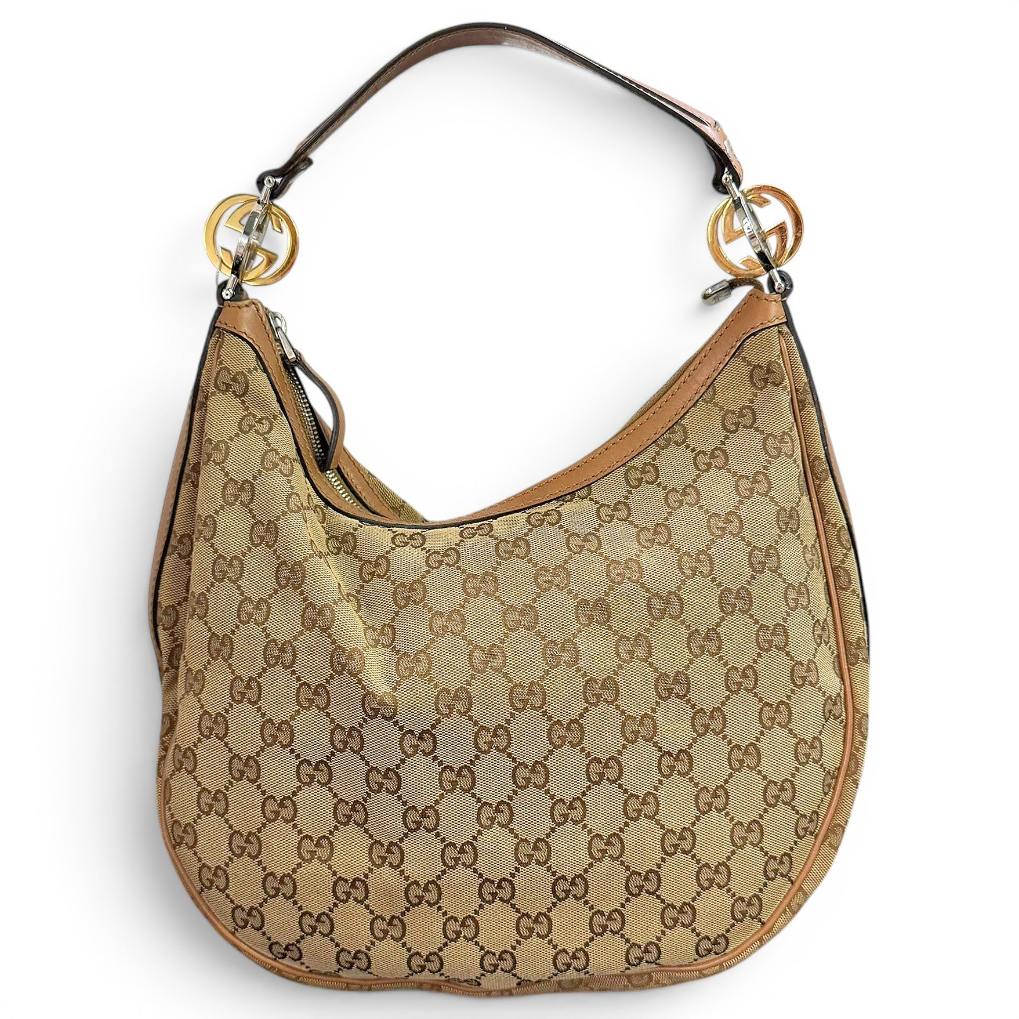 Gucci B cloth handbag