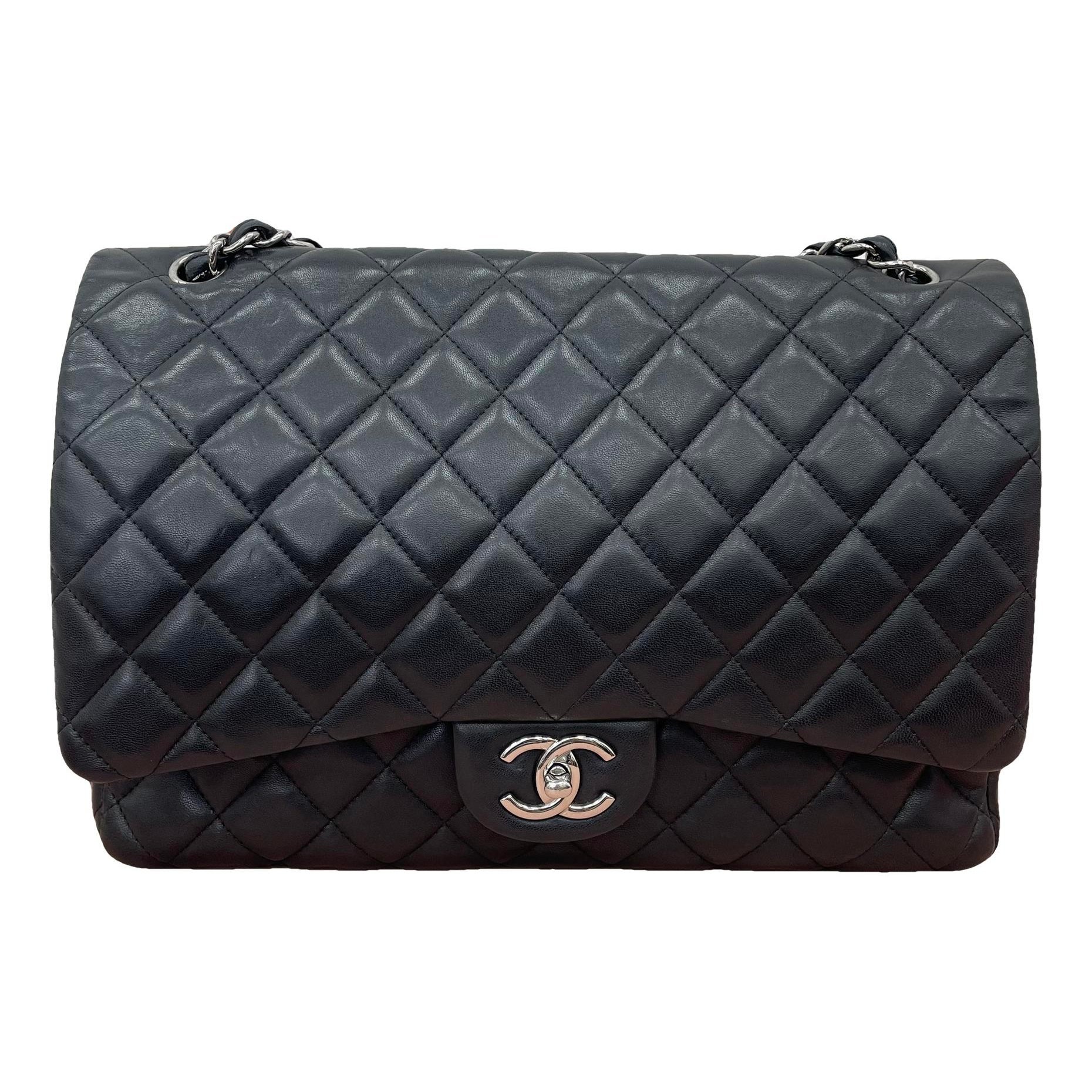 Timeless/Classique leather handbag
