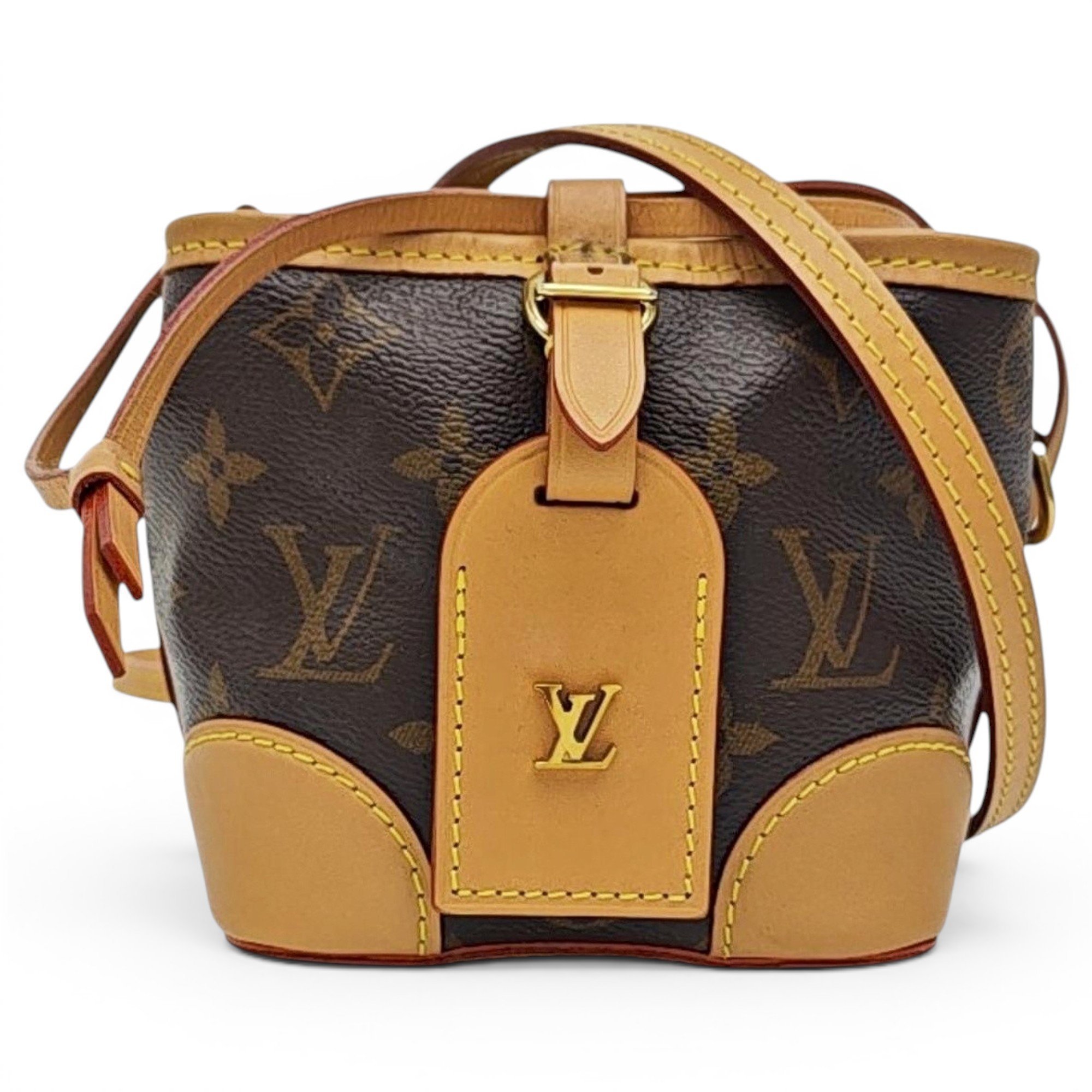Nano Noé leather handbag