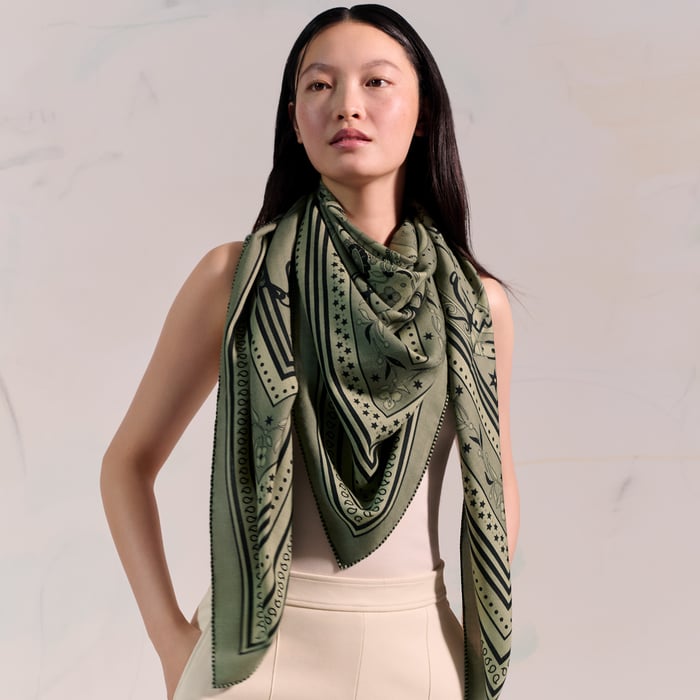 Festival Des Amazones Bandana Shawl 140