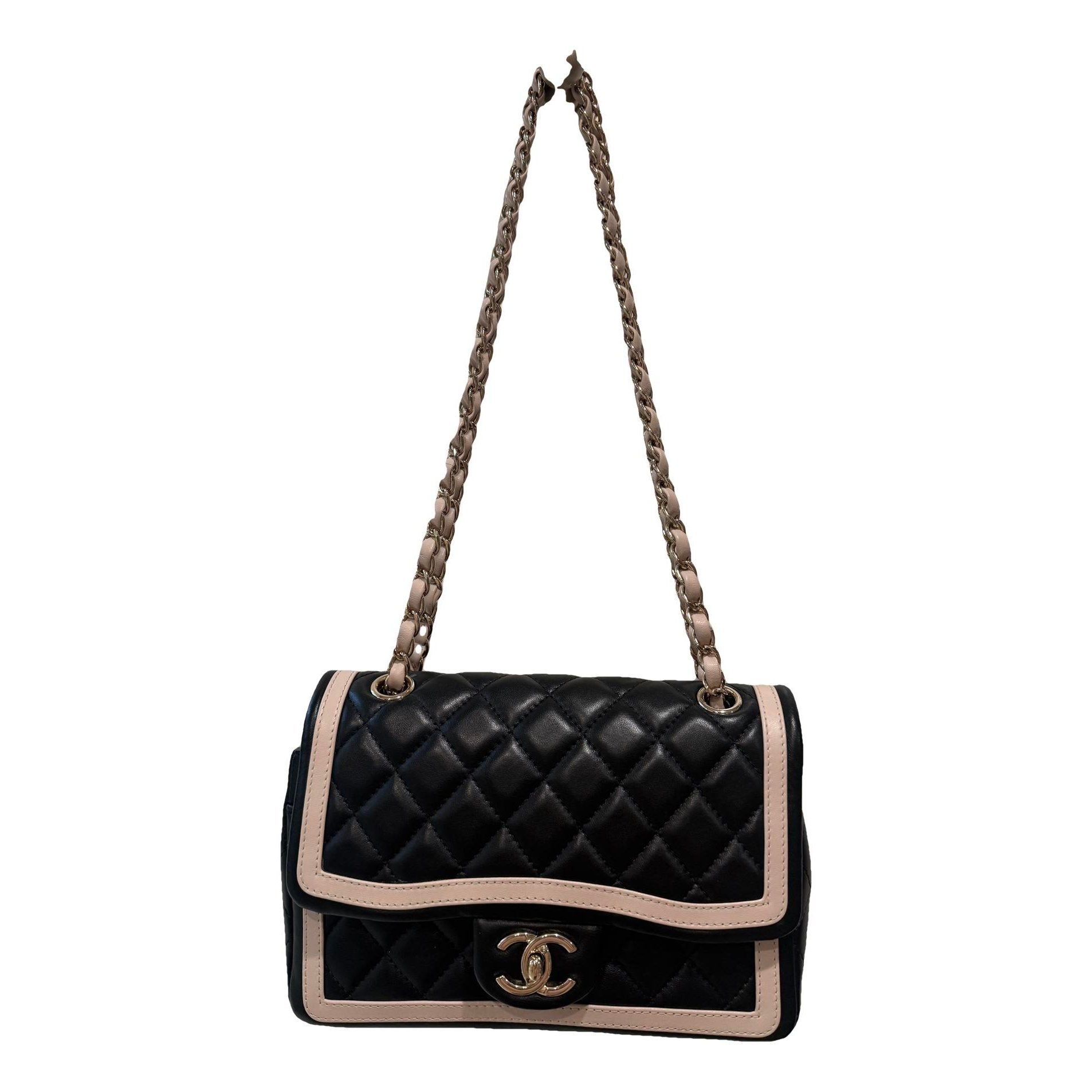 Trendy CC Flap leather handbag