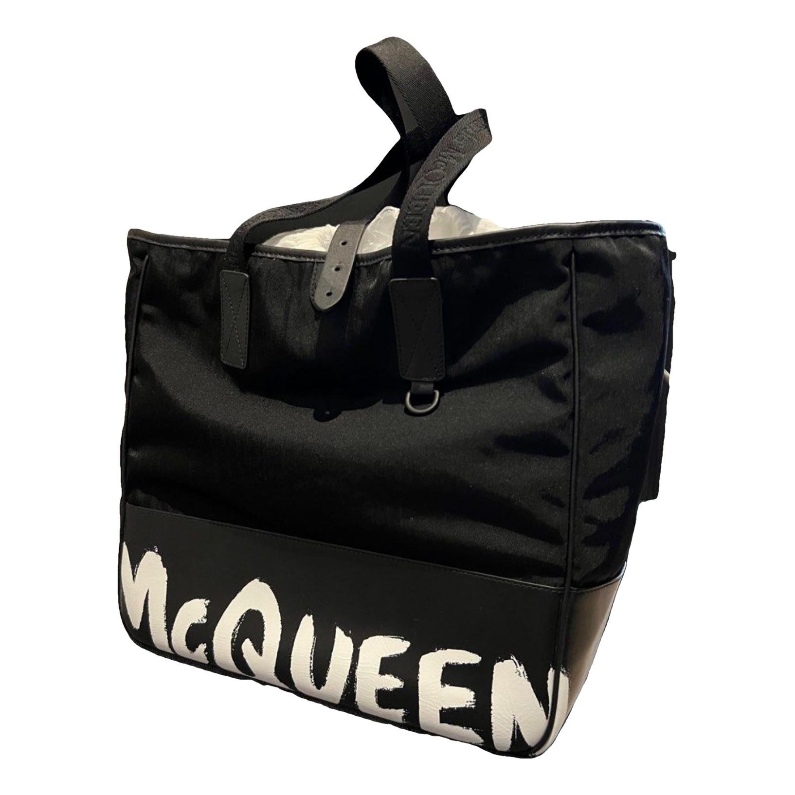 Alexander McQueen Legend leather handbag