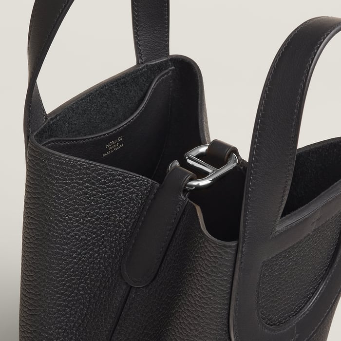 Noir Hermès In-the-loop 18 Bag
