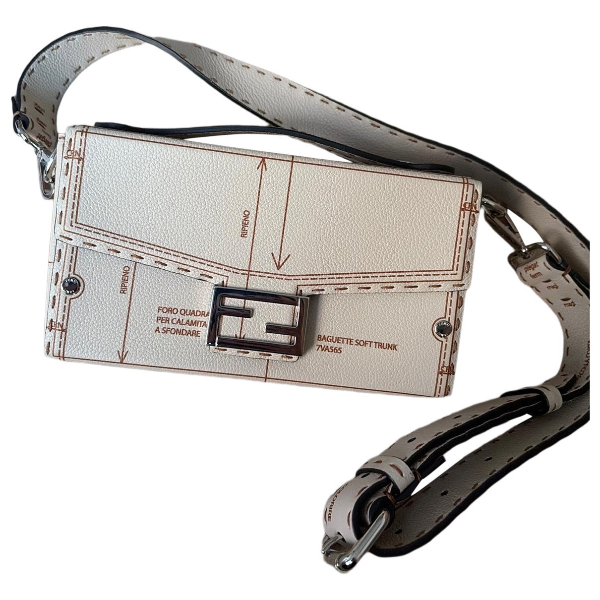 Baguette leather handbag