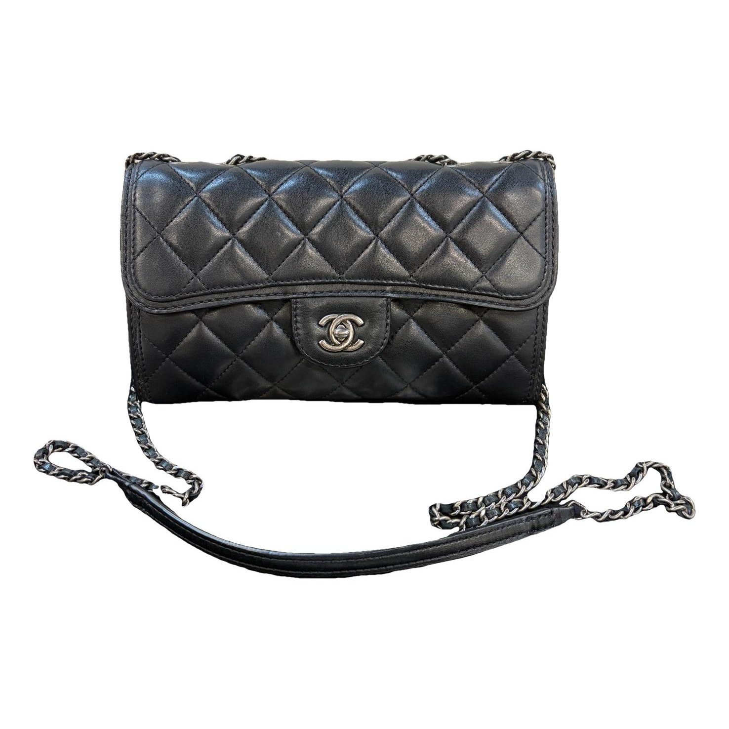 Timeless/Classique leather crossbody bag