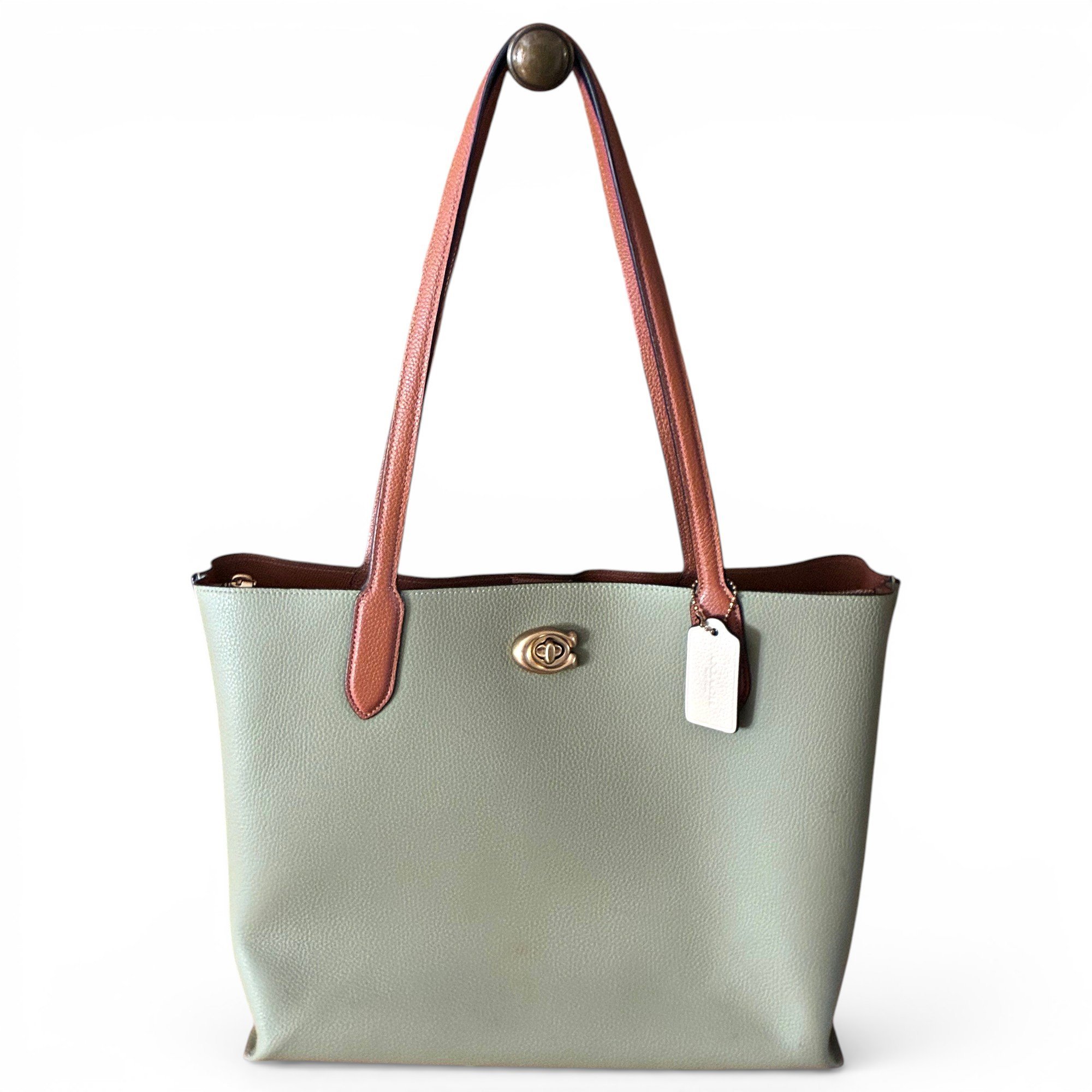 Leather tote
