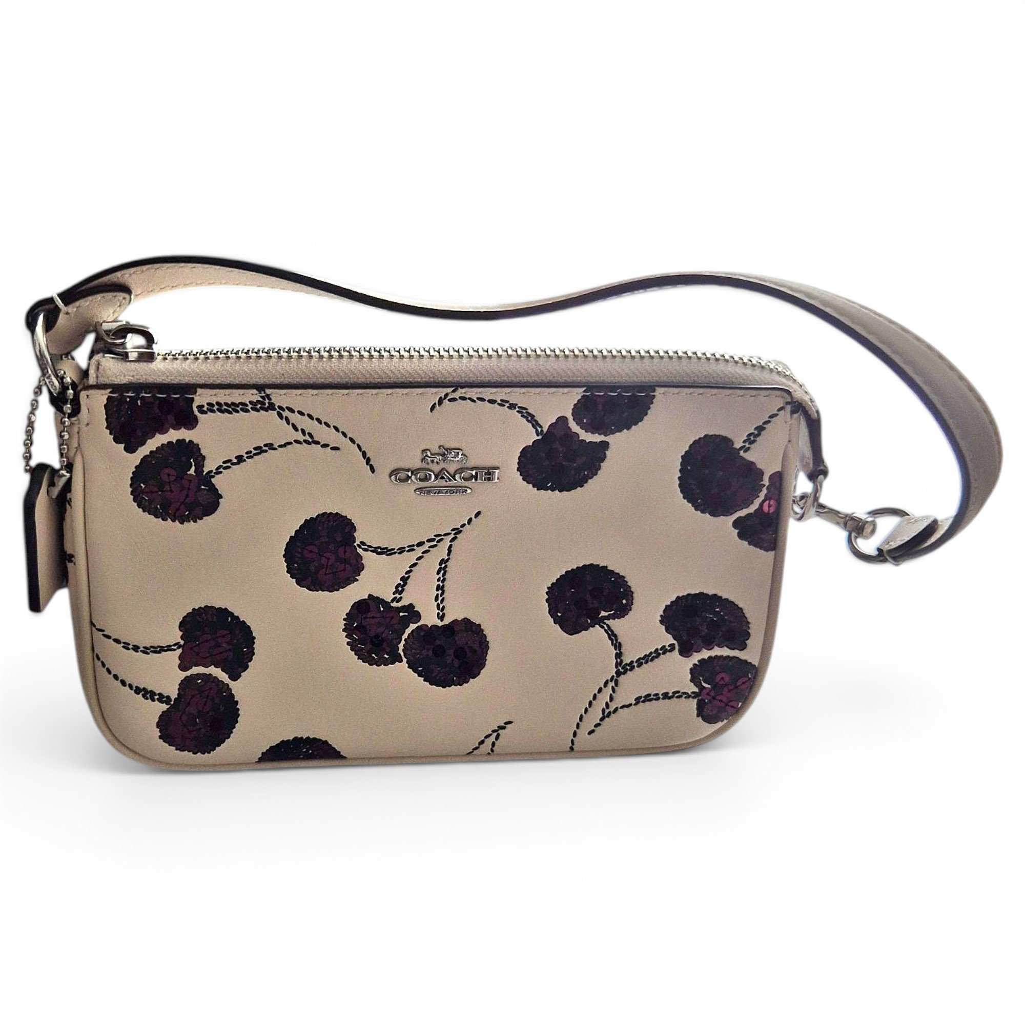 Wristlet nolita 19 leather handbag