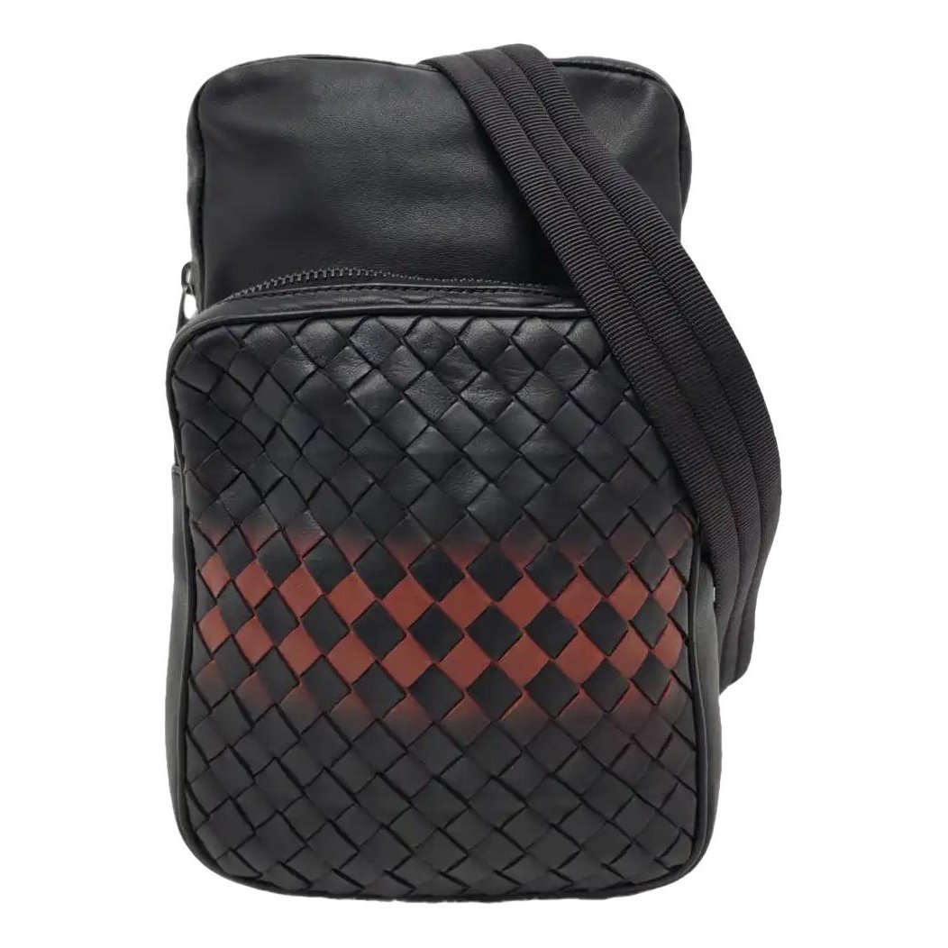 Leather crossbody bag