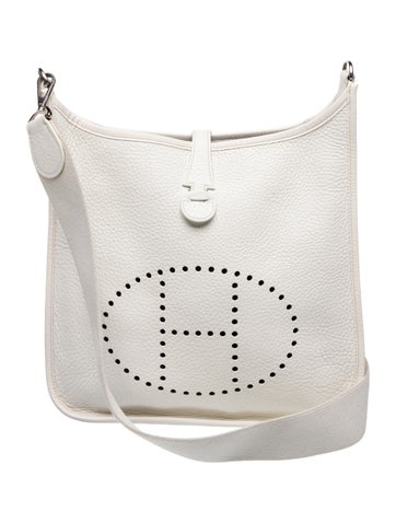 Clemence Evelyne I 29