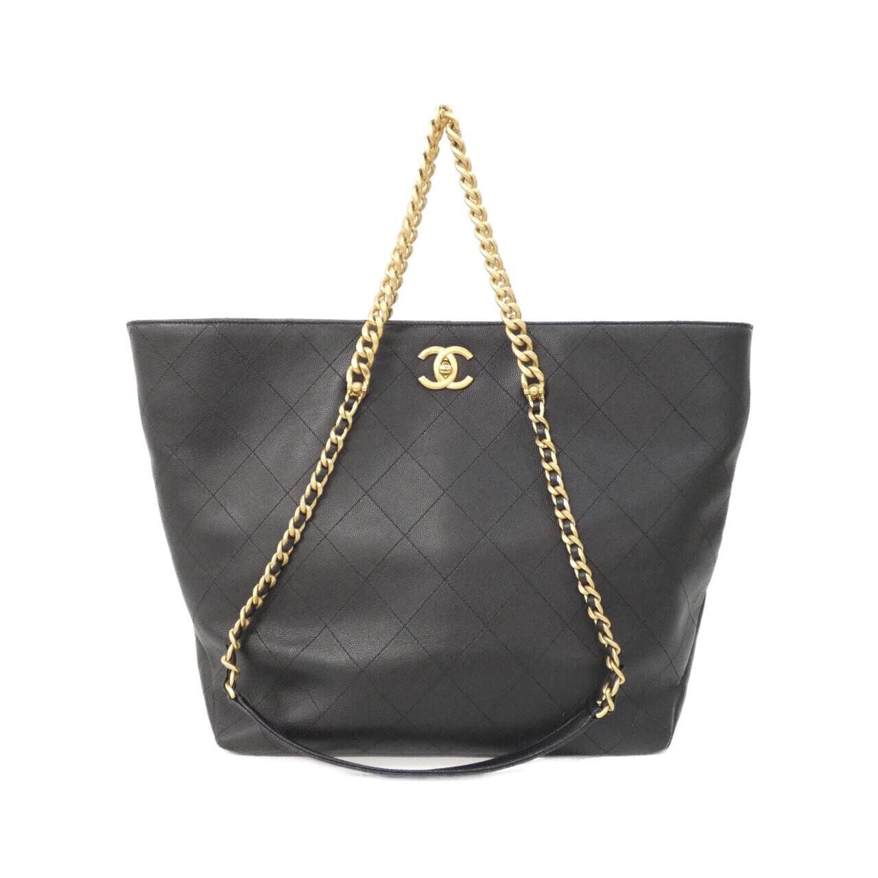 Chanel AS5746 Shoulder Bag