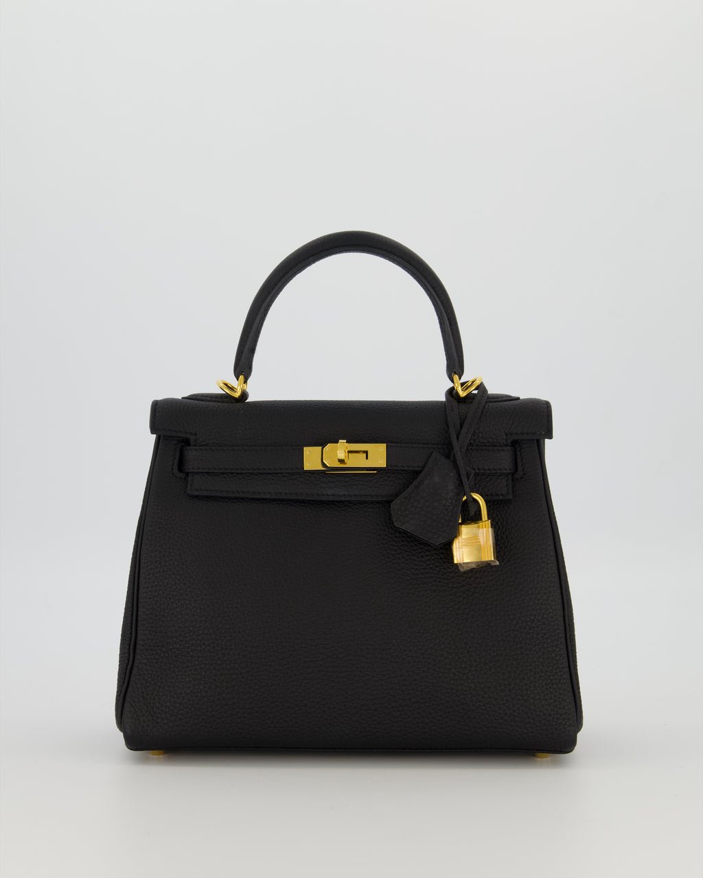 Hermès Kelly 25 Retourne Bag in Noir Togo Leather with Gold Hardware