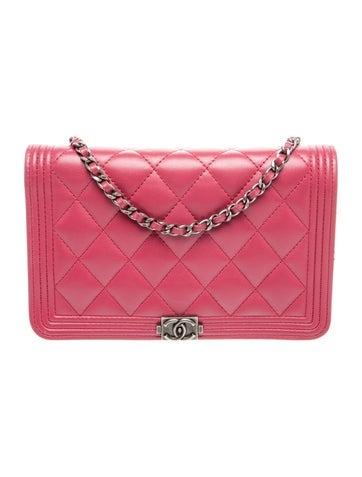 Boy Wallet On Chain