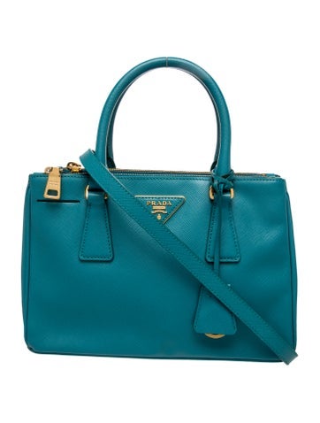 Saffiano Leather Galleria Double Zip Small