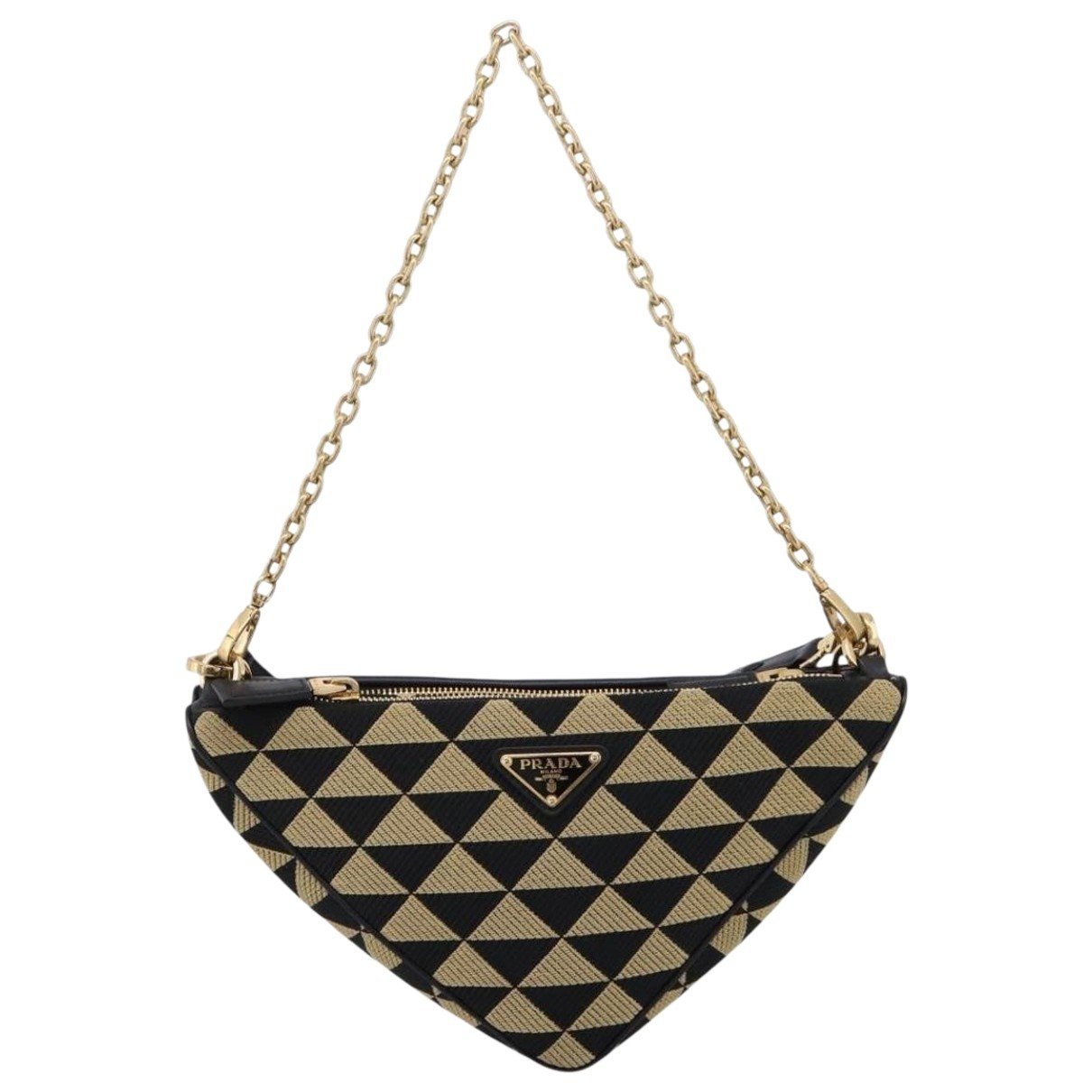 Triangle cloth handbag