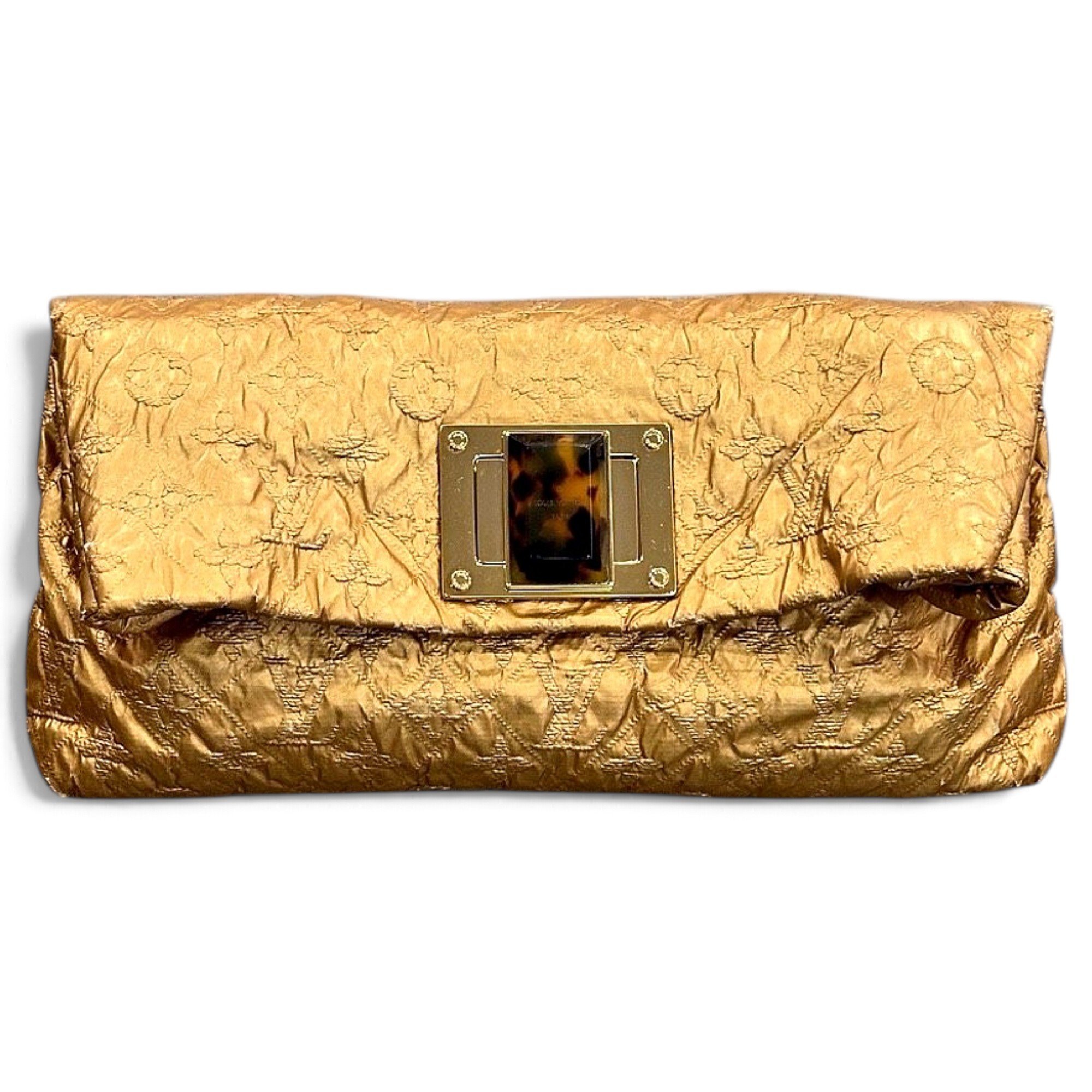 Limelight cloth clutch bag
