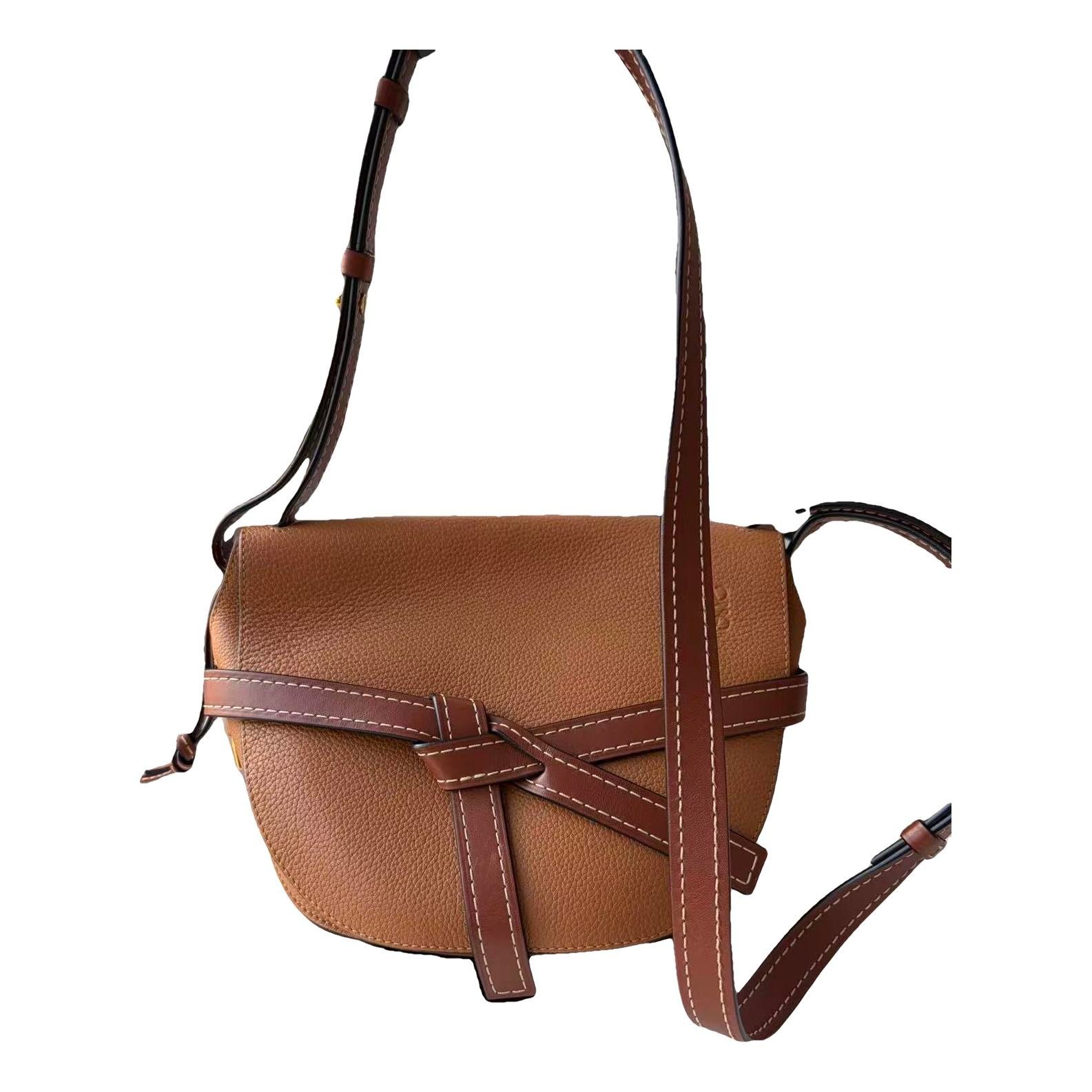 Gate leather handbag