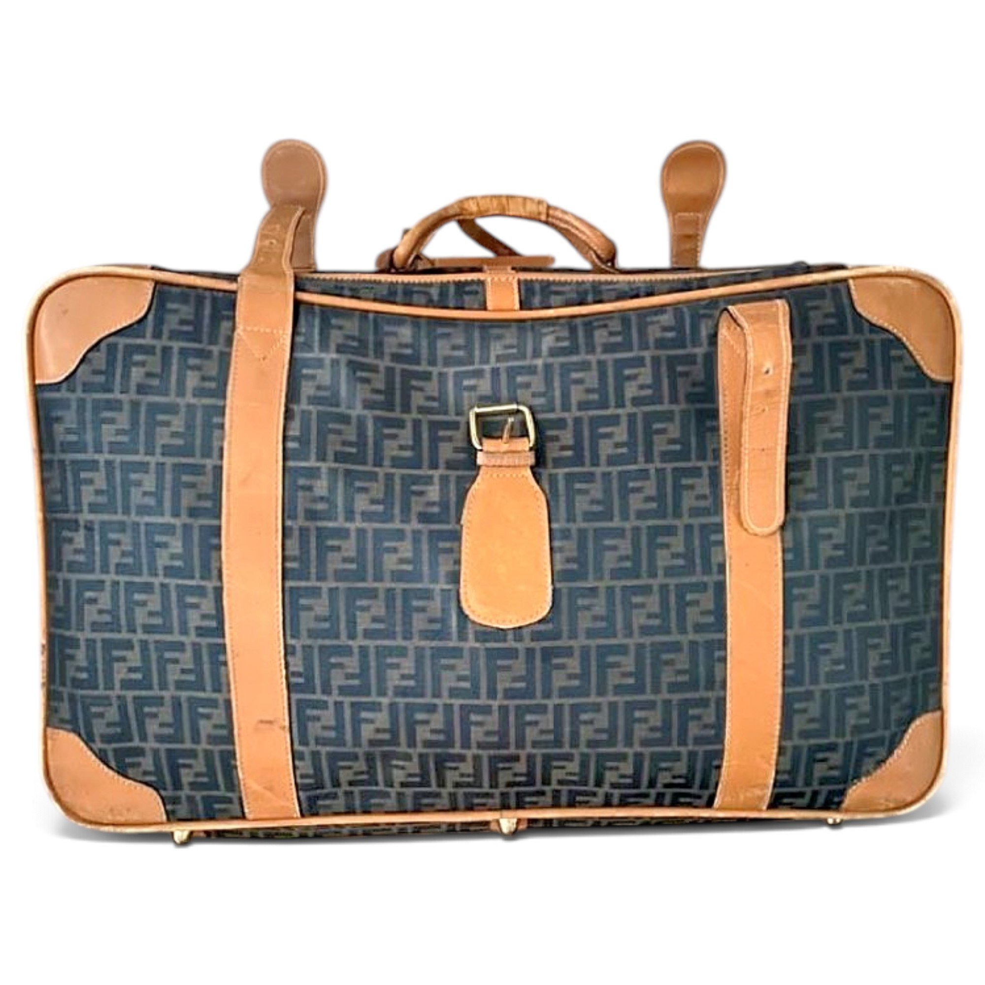 Leather travel bag