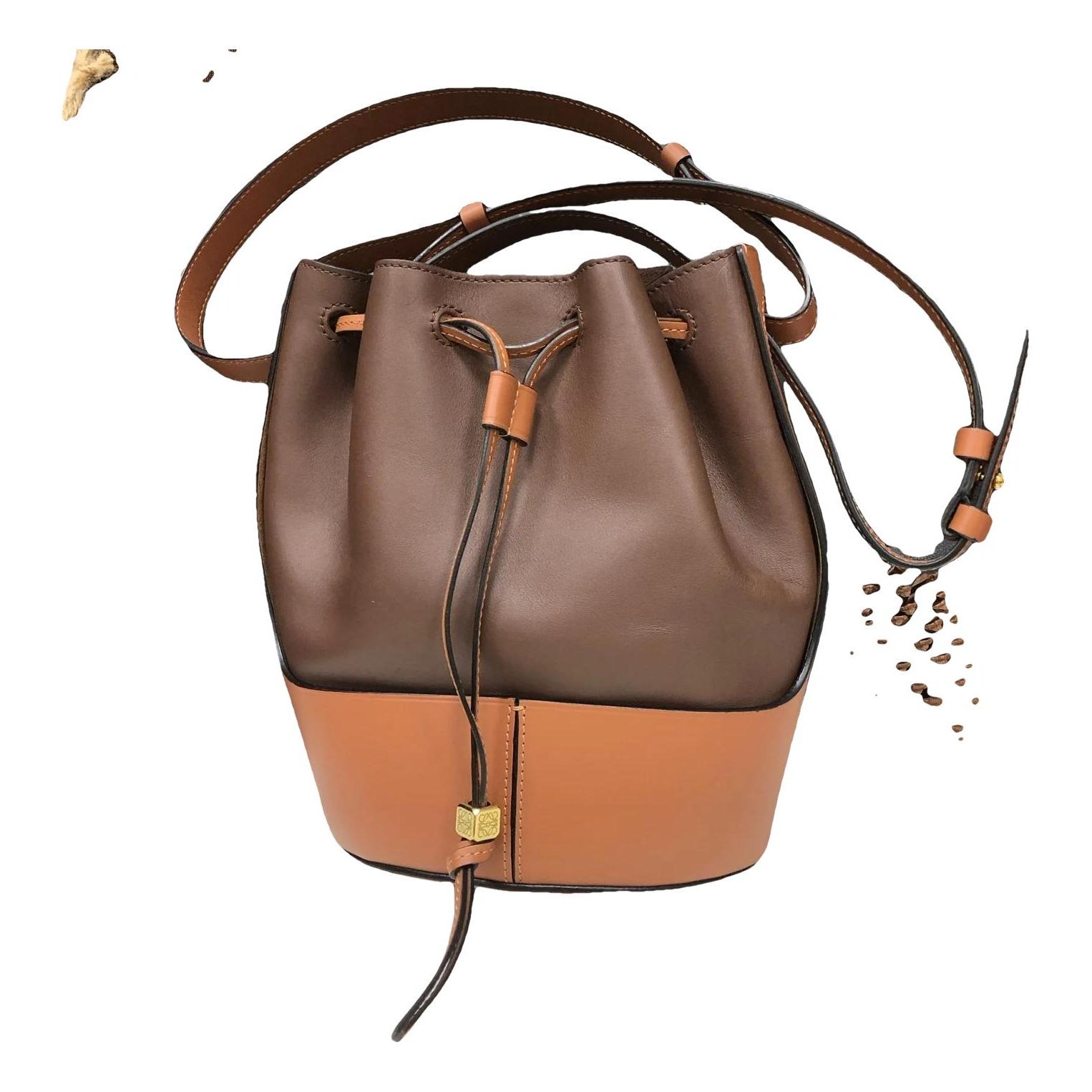 Balloon leather handbag