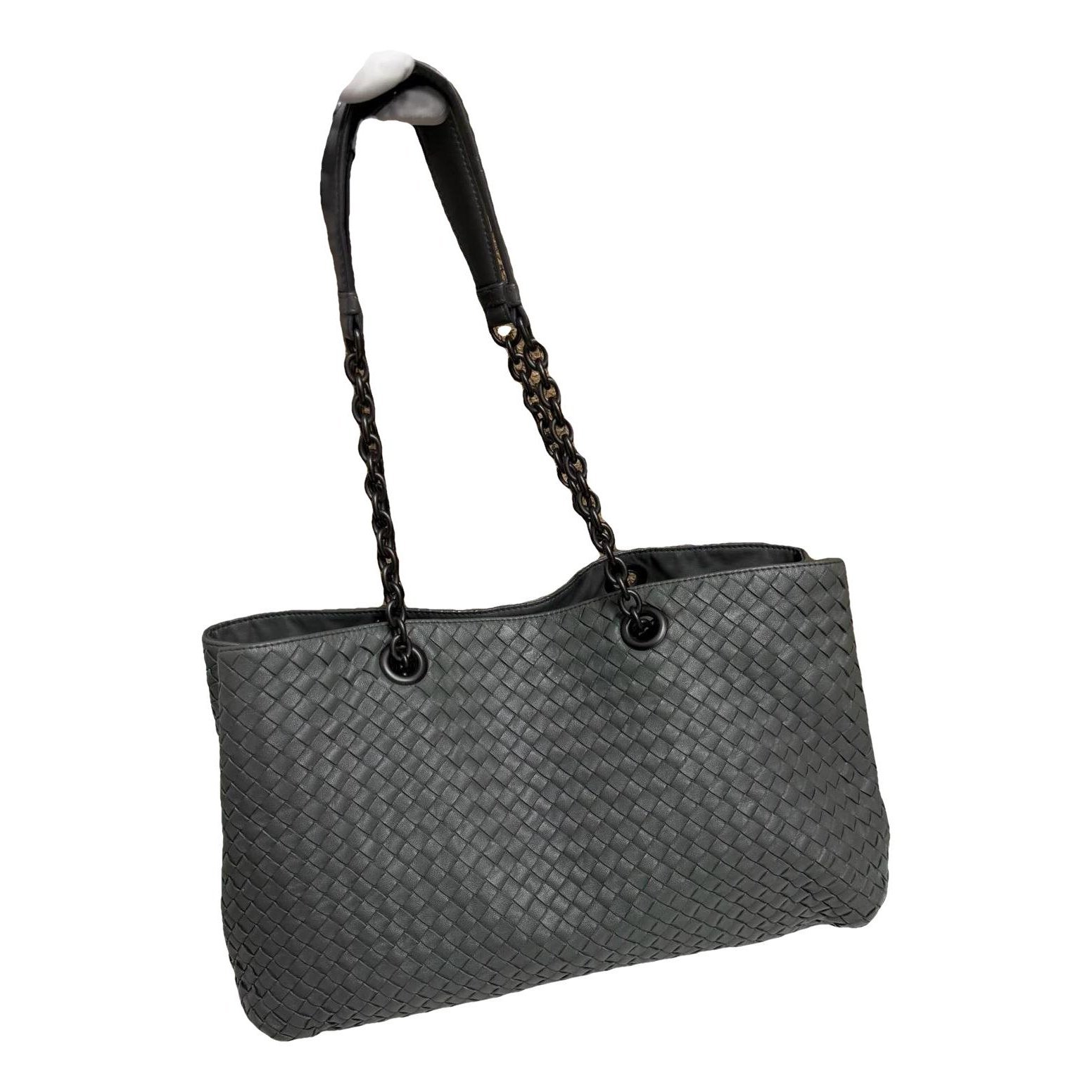 Leather tote