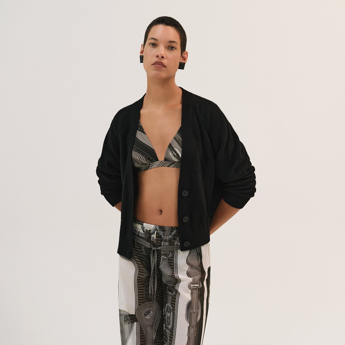"H" long-sleeve cardigan