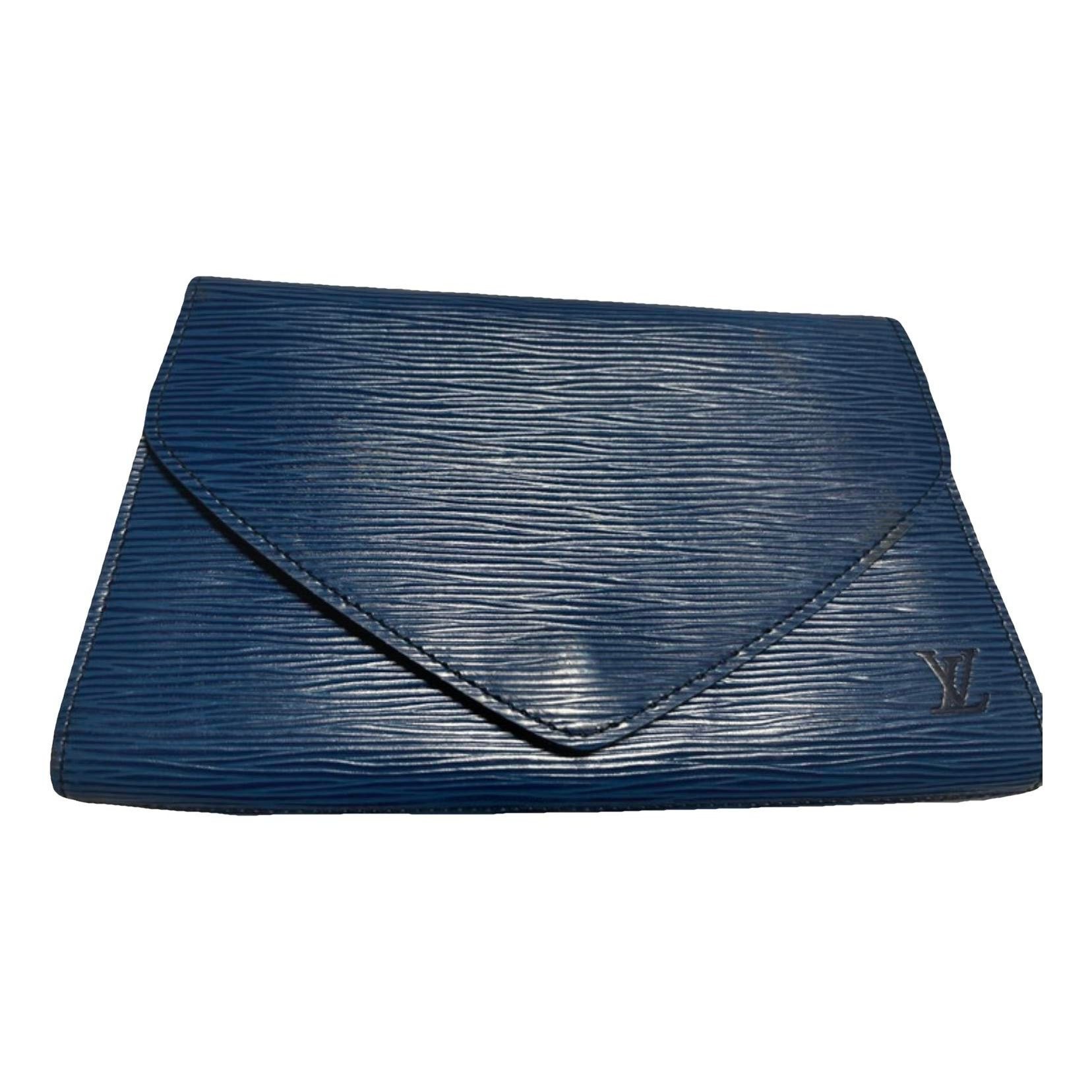 Leather clutch bag