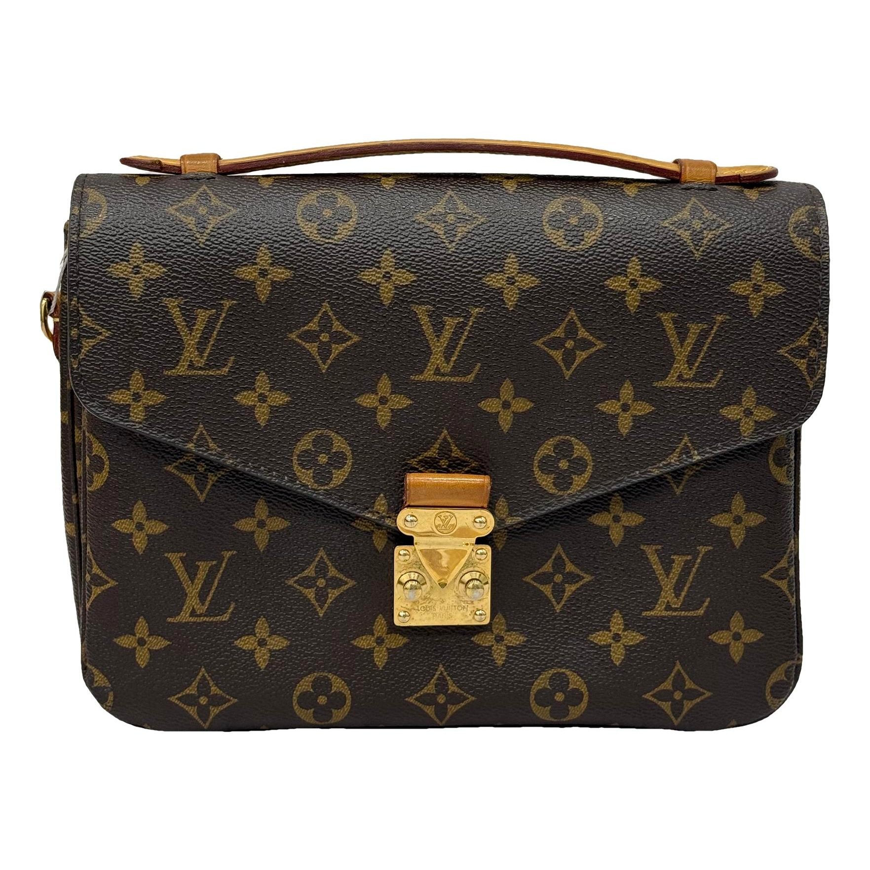 Metis leather handbag