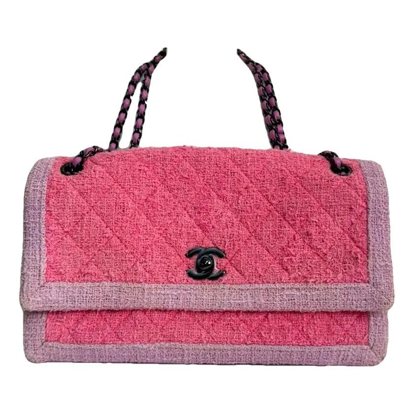 Chain Infinity cloth crossbody bag