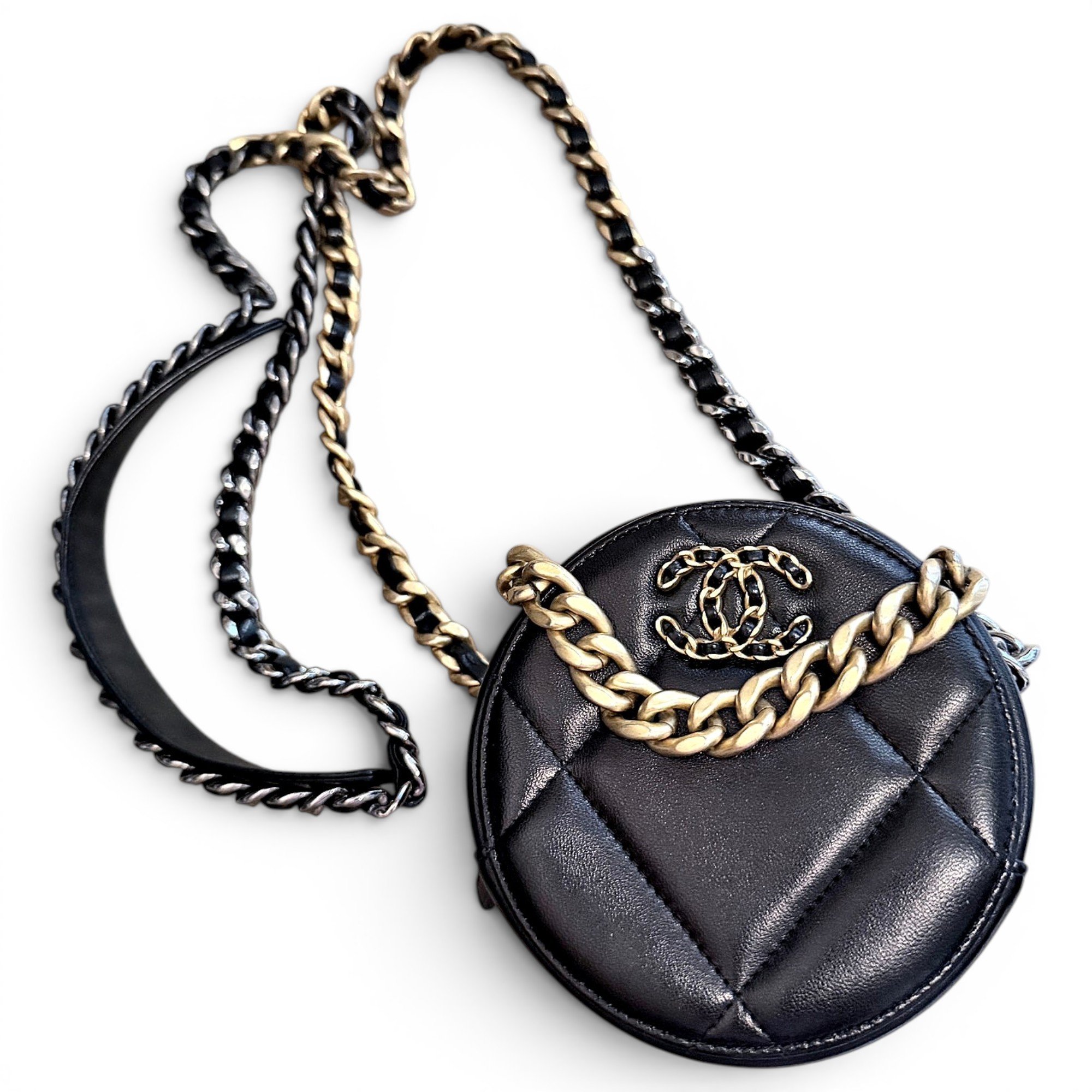 Chanel 19 leather crossbody bag