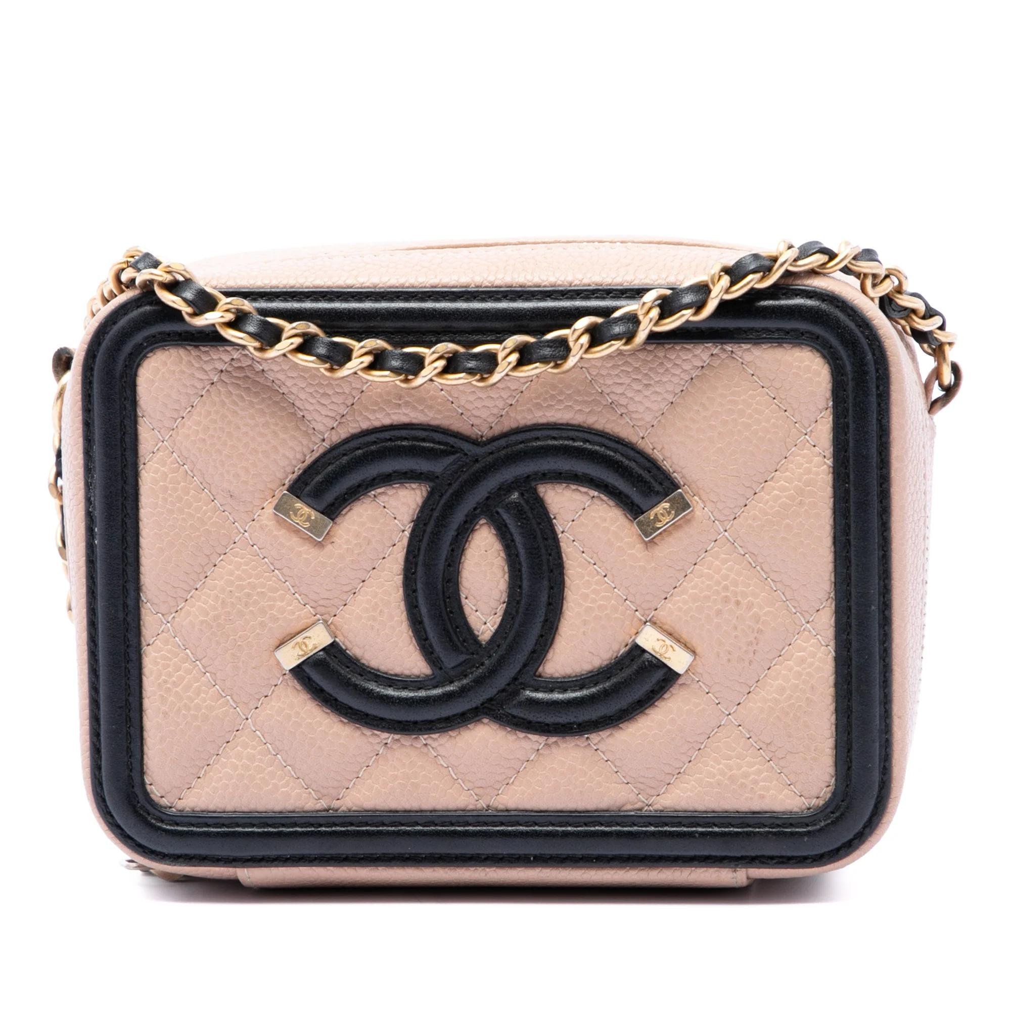CC Filigree leather crossbody bag