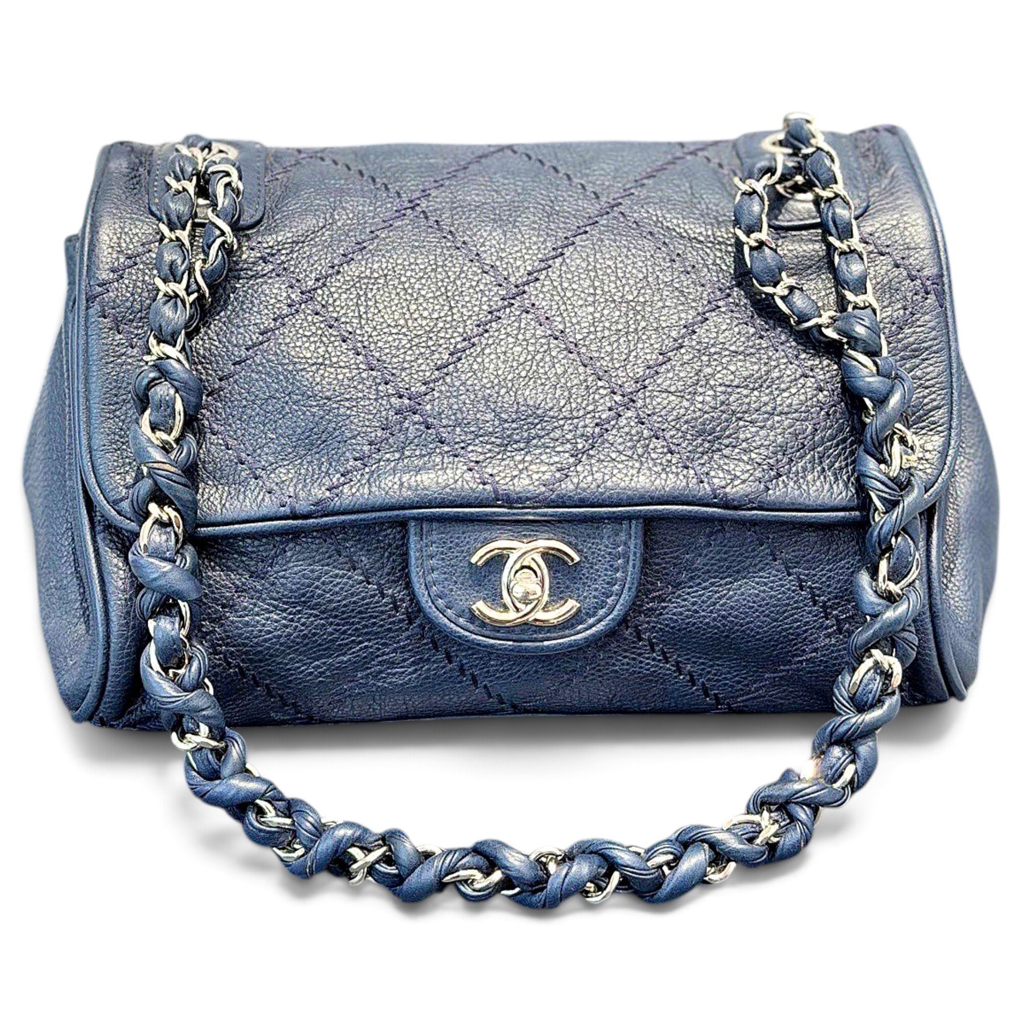 Timeless/Classique leather crossbody bag