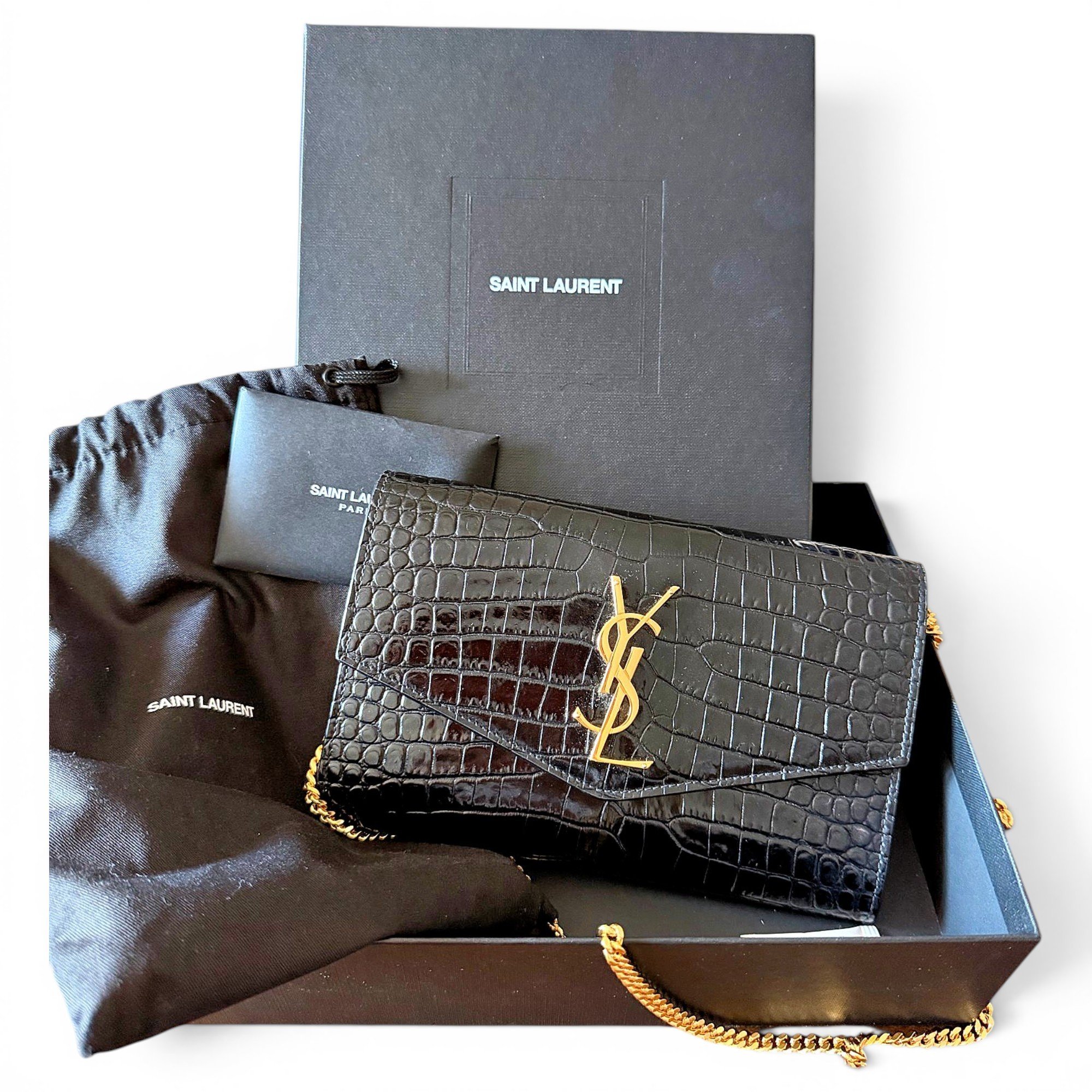 Leather clutch bag