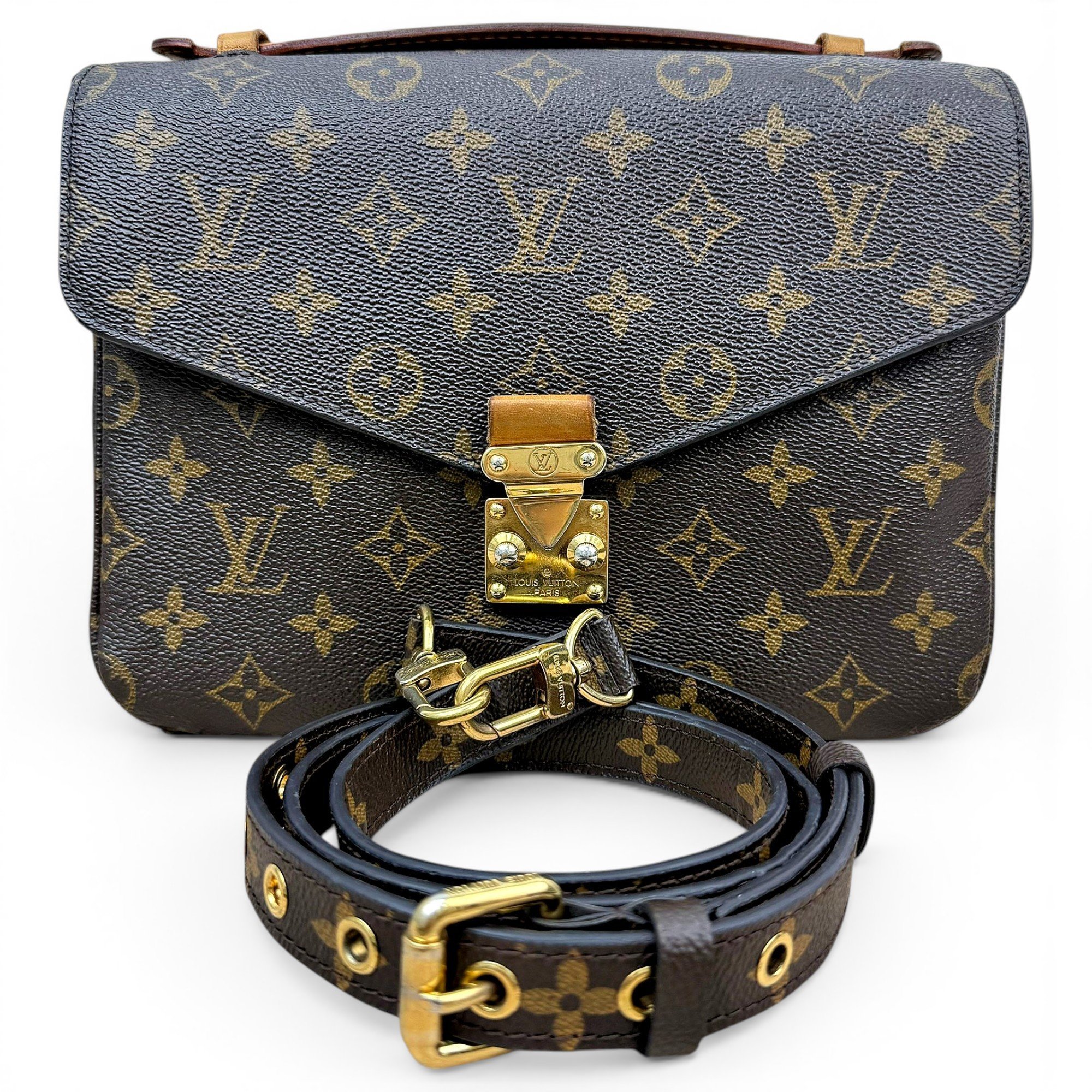 Metis leather handbag