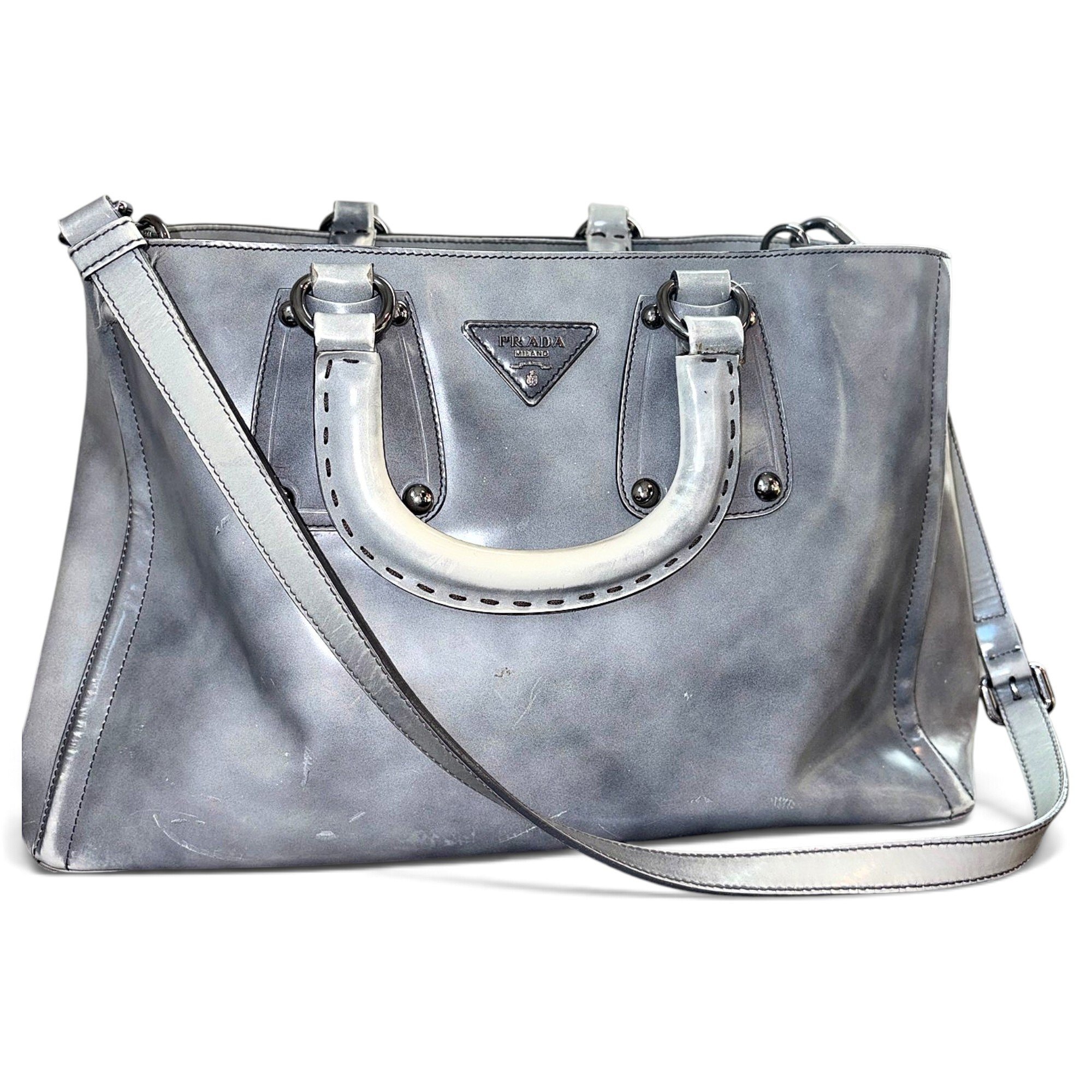 Leather tote