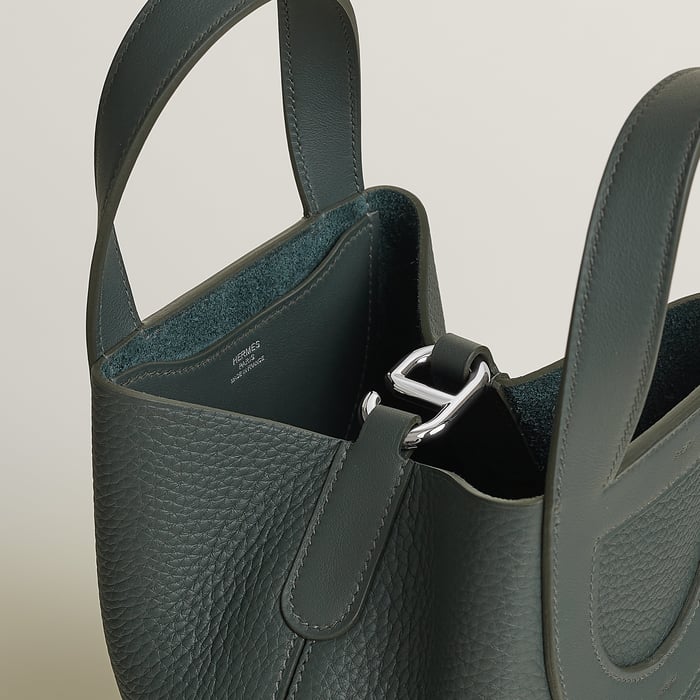 Vert Mangrove Hermès In-the-loop 18 Bag