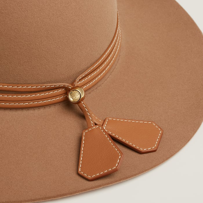 Betty Ex-libris Hat
