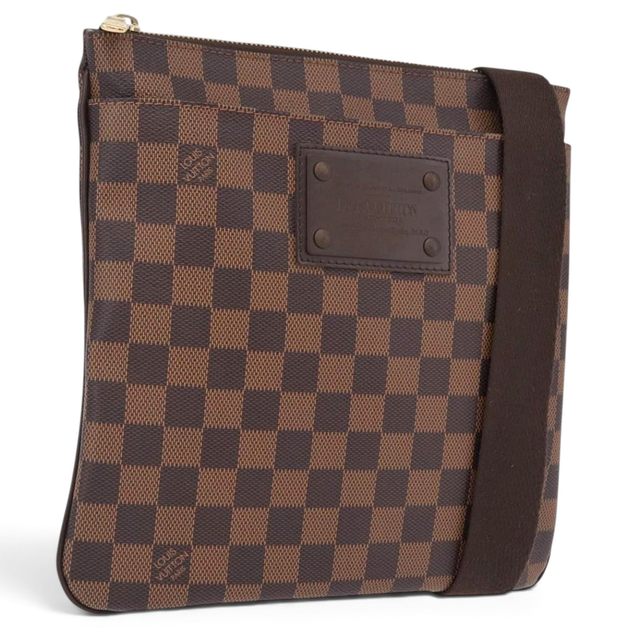 Plat leather handbag