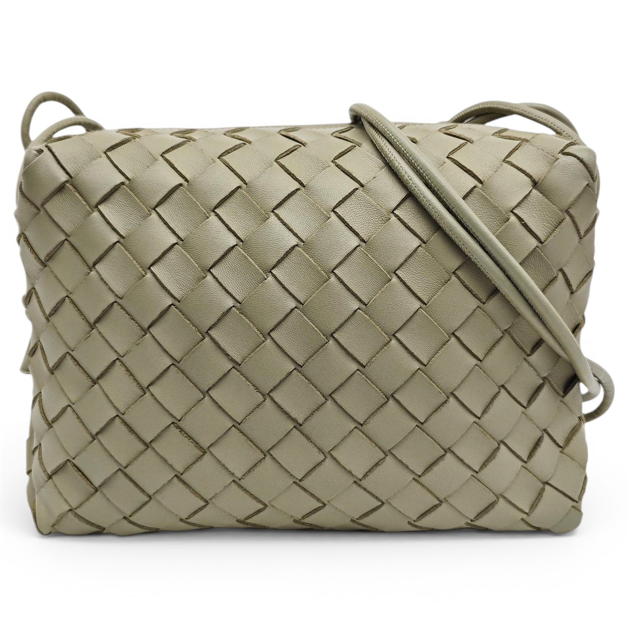 Loop leather handbag