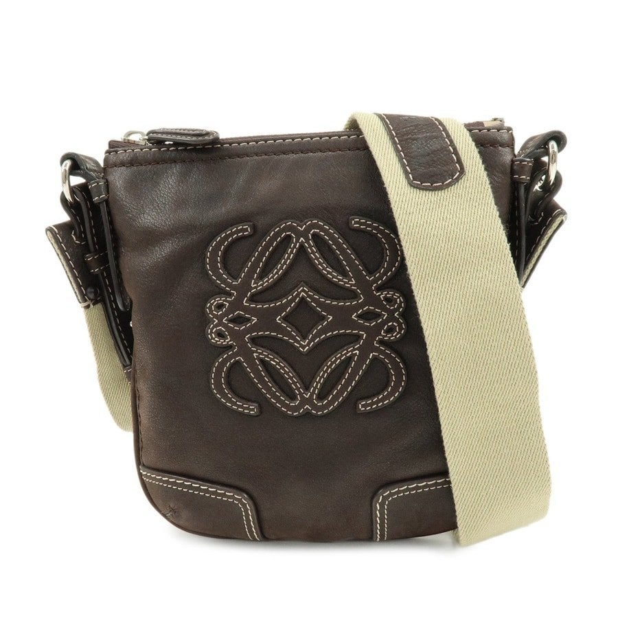 Leather crossbody bag