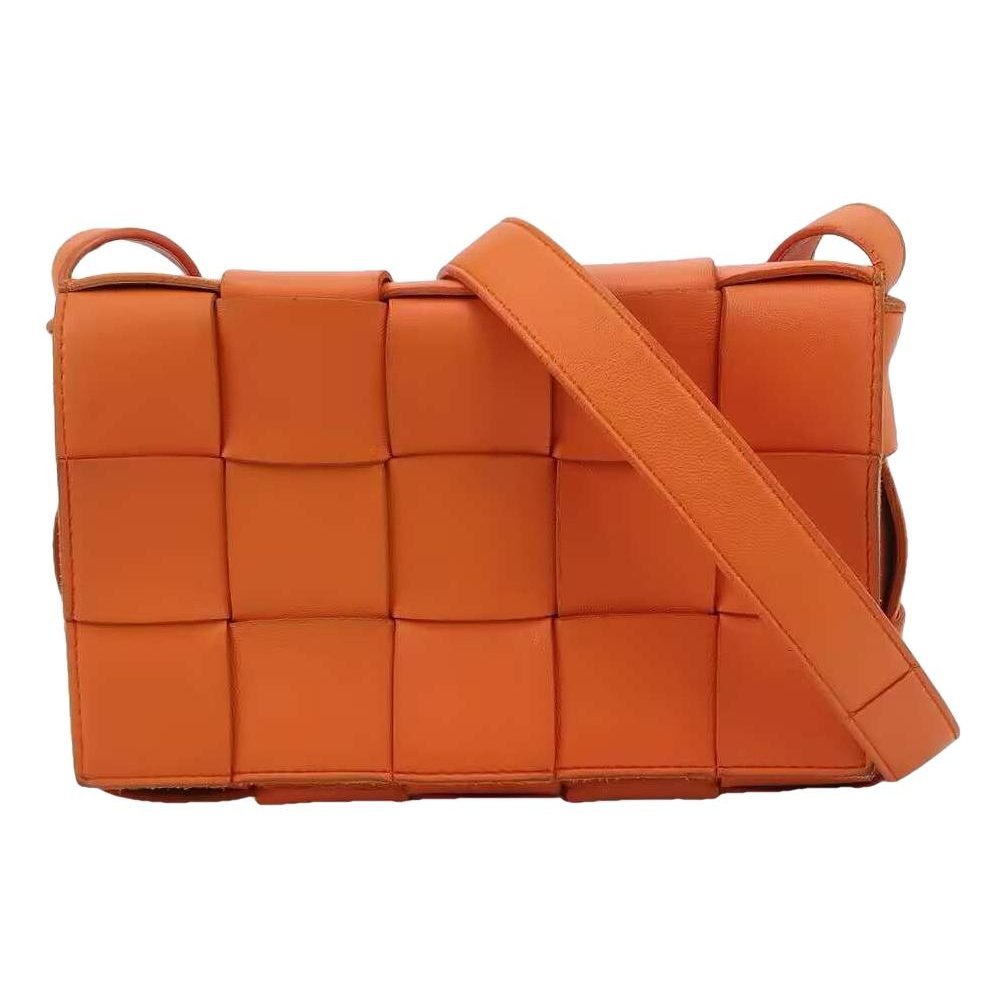 Cassette leather handbag