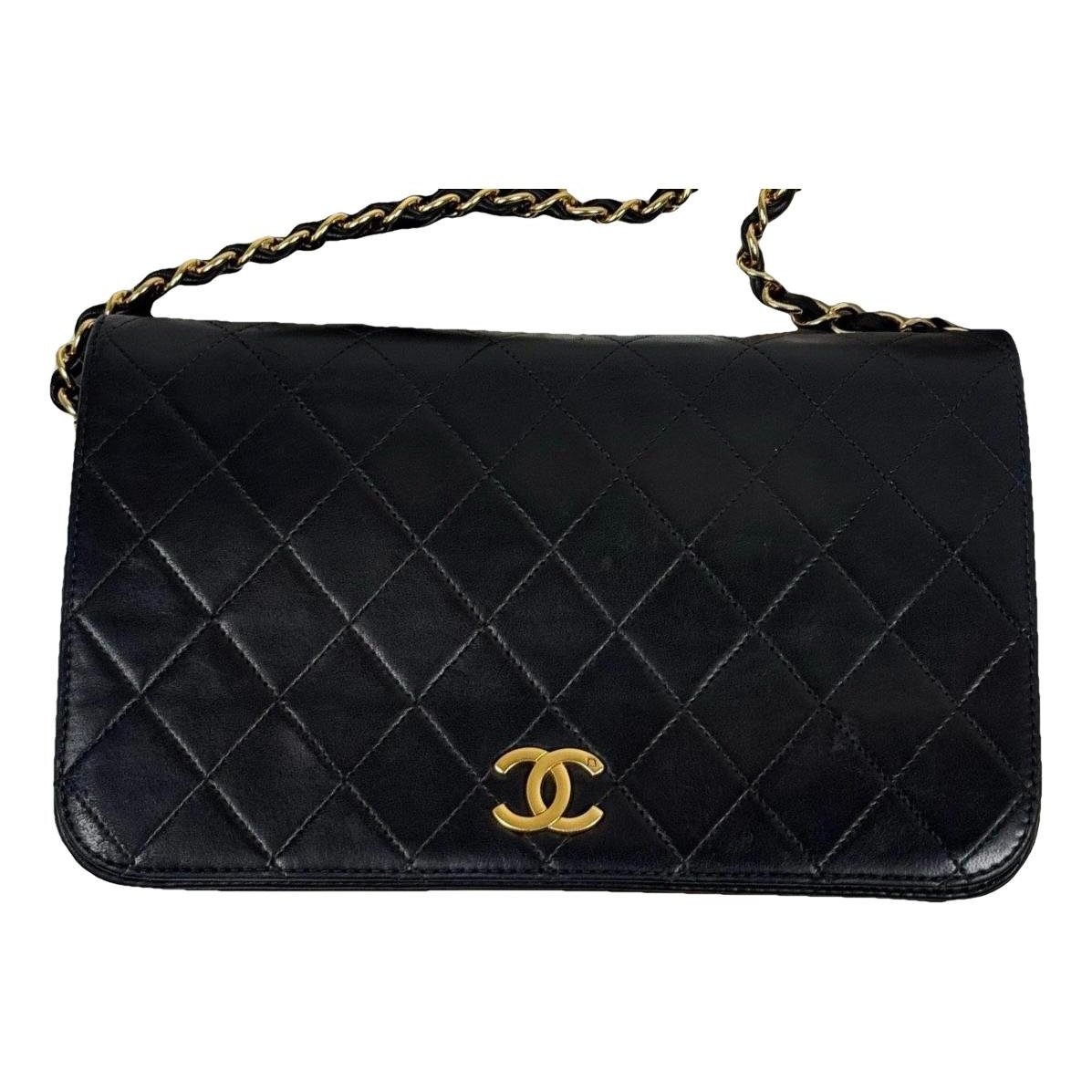 Wallet On Chain Timeless/Classique leather crossbody bag