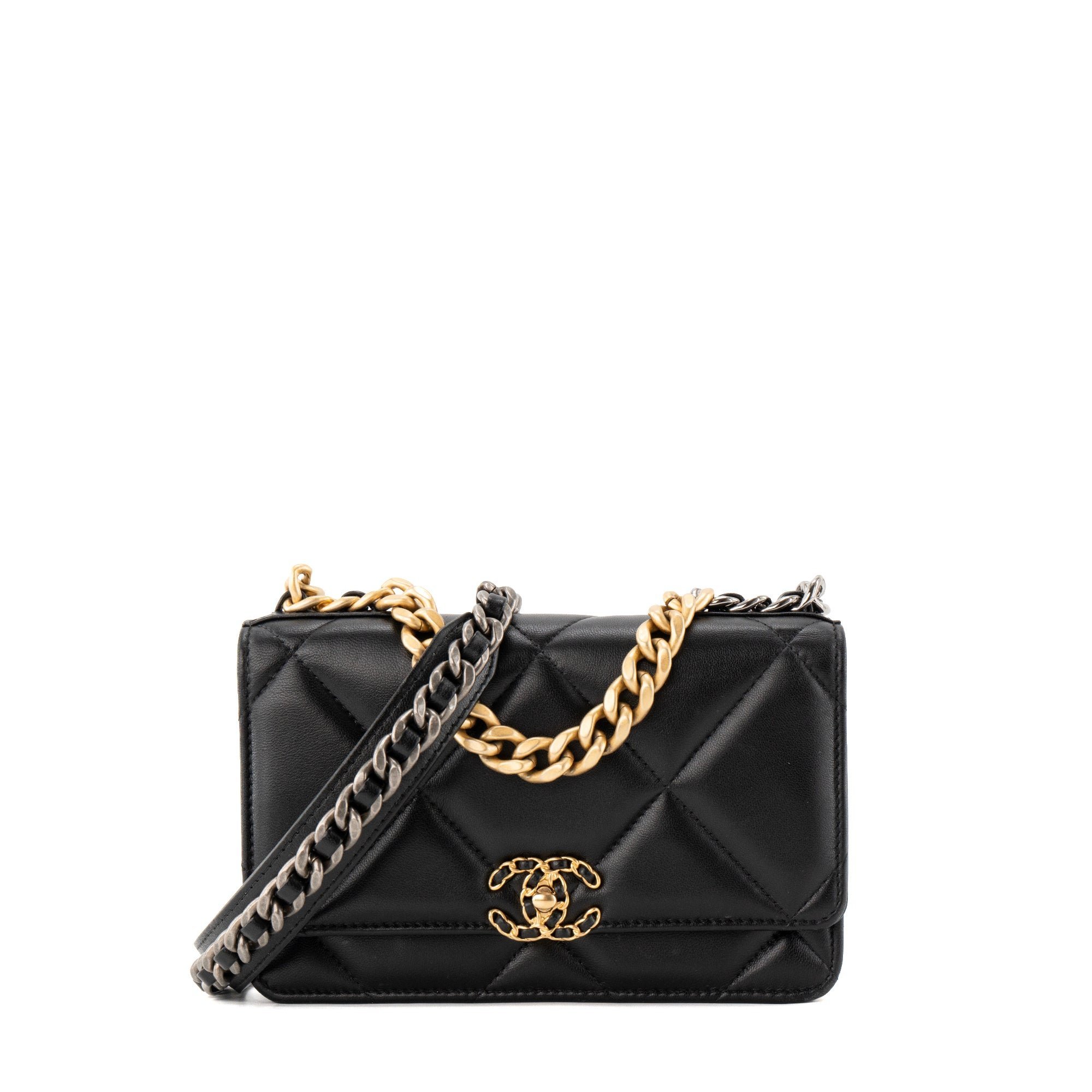 Wallet On Chain Chanel 19 leather bag