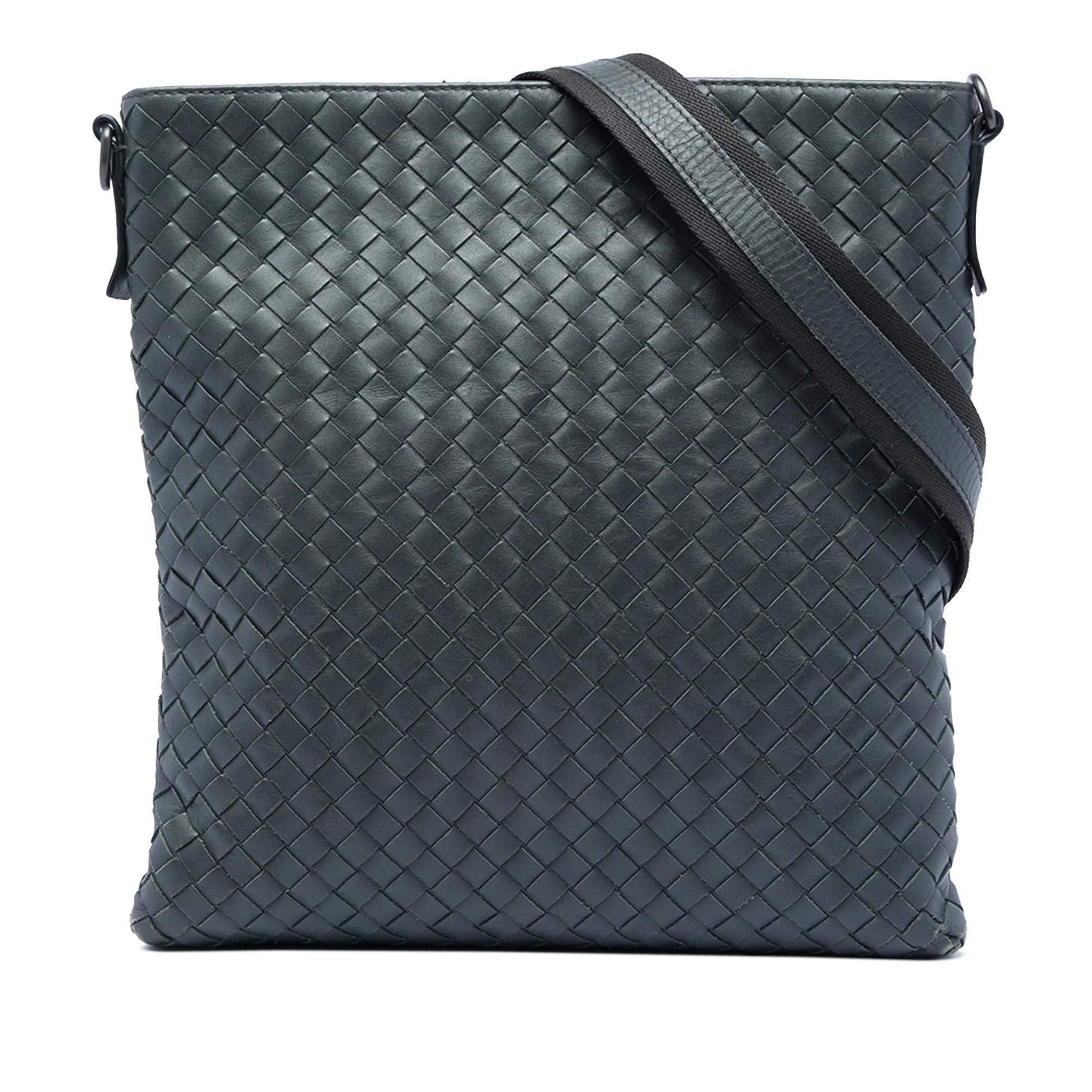 Leather crossbody bag