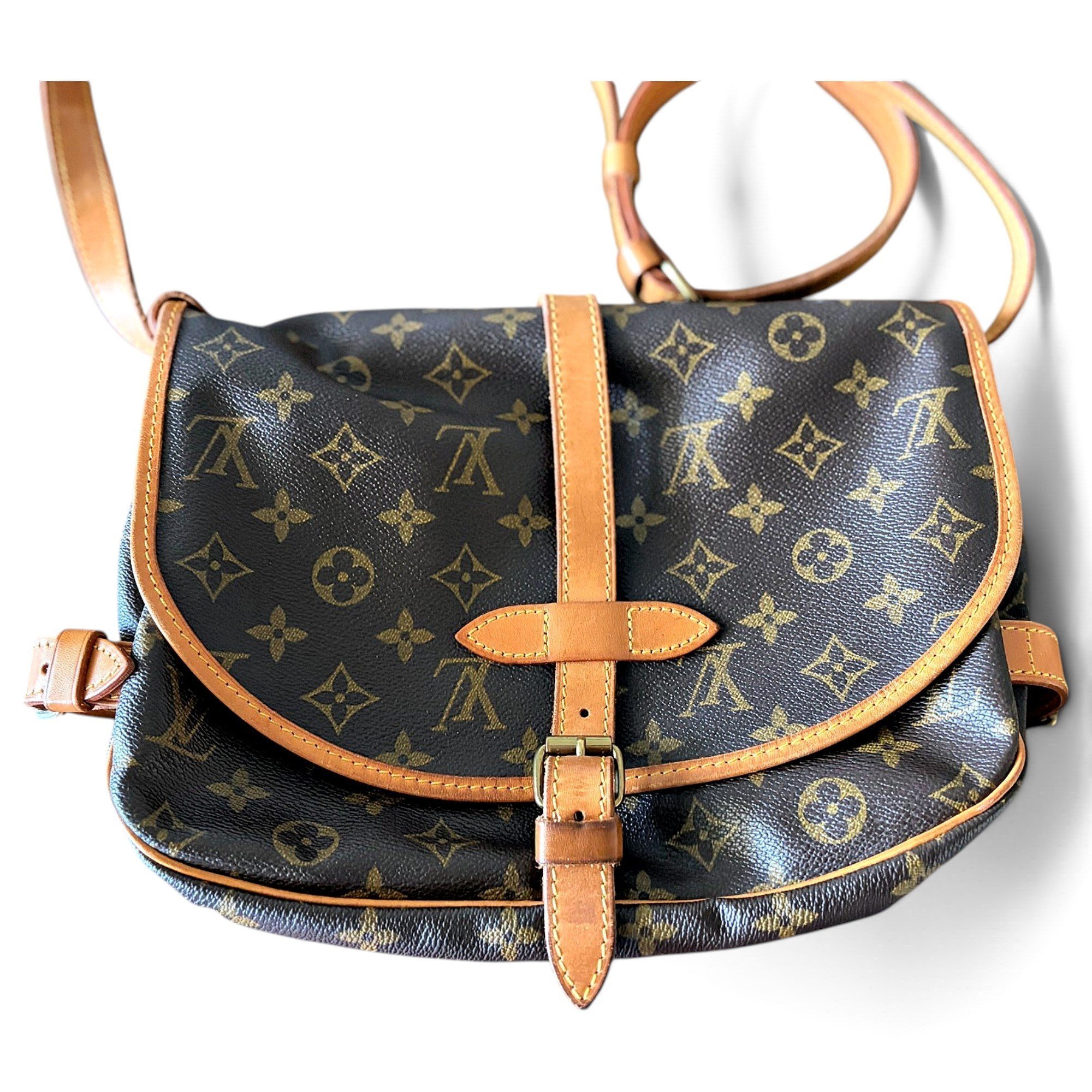 Louis Vuitton Saumur leather crossbody bag