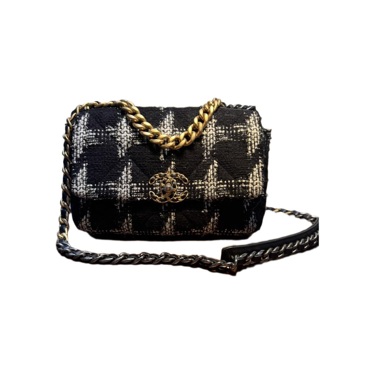 Chanel 19 tweed handbag