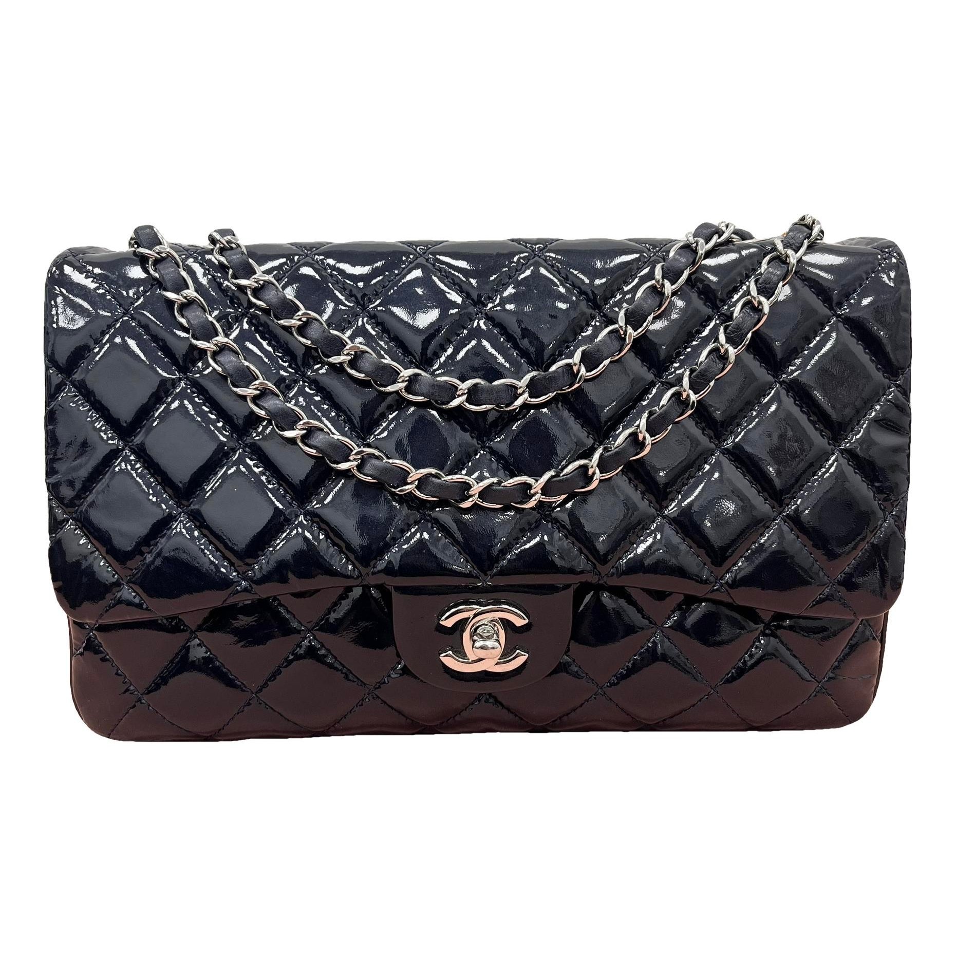 Timeless/Classique patent leather handbag