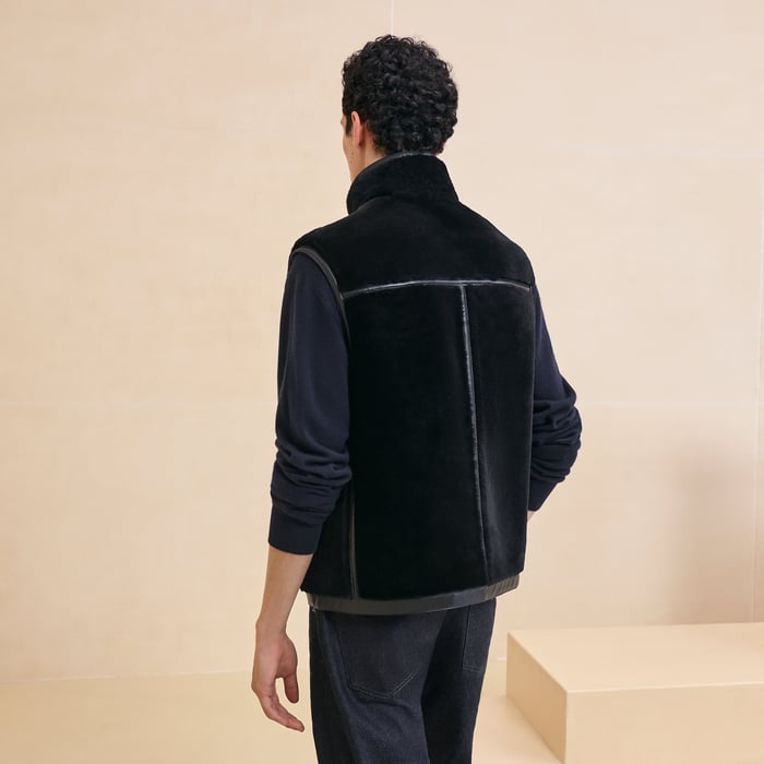 Noir Reversible Vest