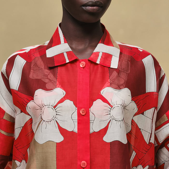 Rouge Amazone "Grand Manege" Beach Shirt