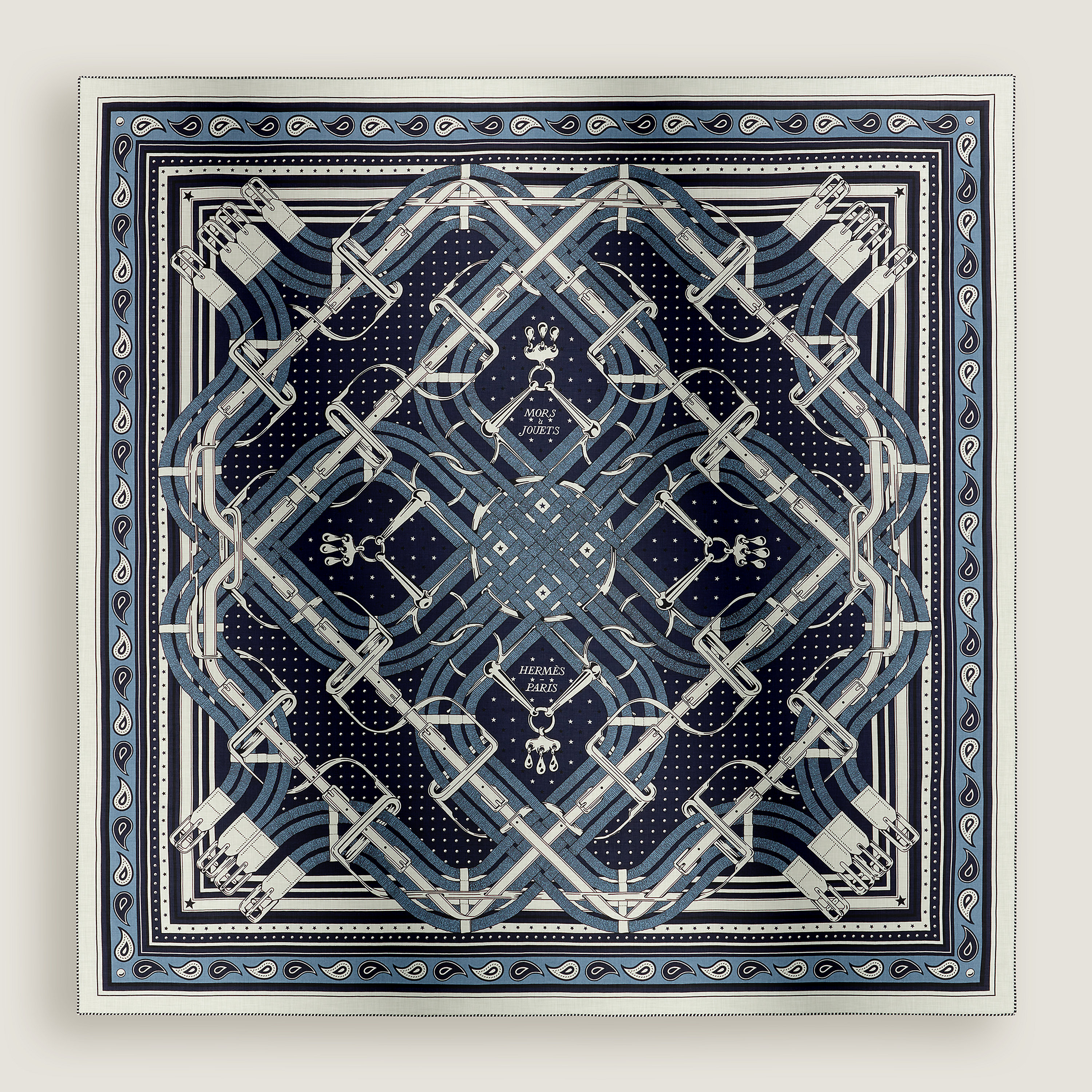 新品未使用 Hermès エルメス Cheval de Coeur Bandana shawl 140 シュヴァル ドゥ クール バンダナ ショール 140 カシミア70%、シルク30% ブルーマリン / ブラン / ノワゼット Marine/White/Noisette Cheval de Coeur Bandana shawl 140 - Beige | Hermès Canada